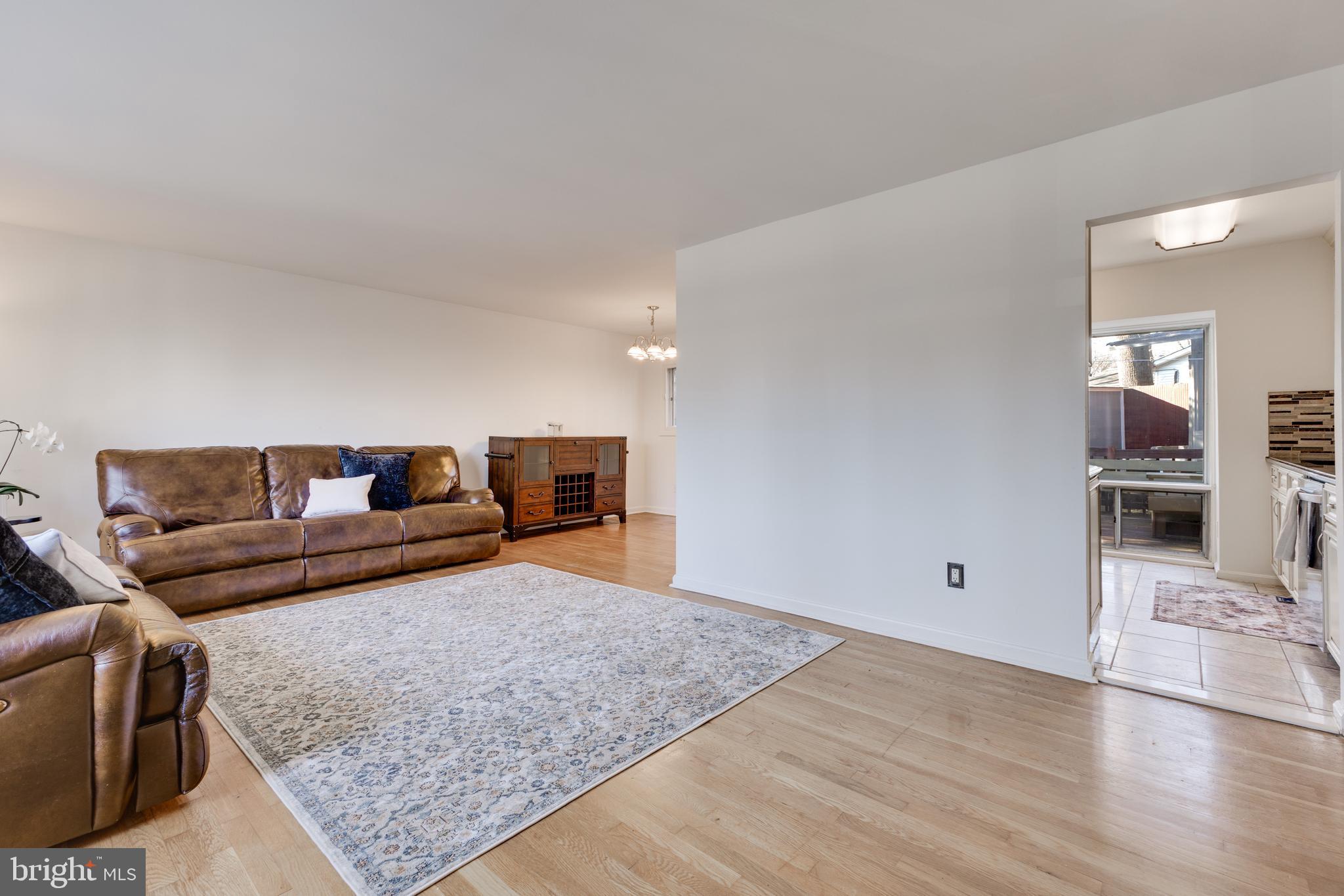 ANNANDALE TERRACE - Residential