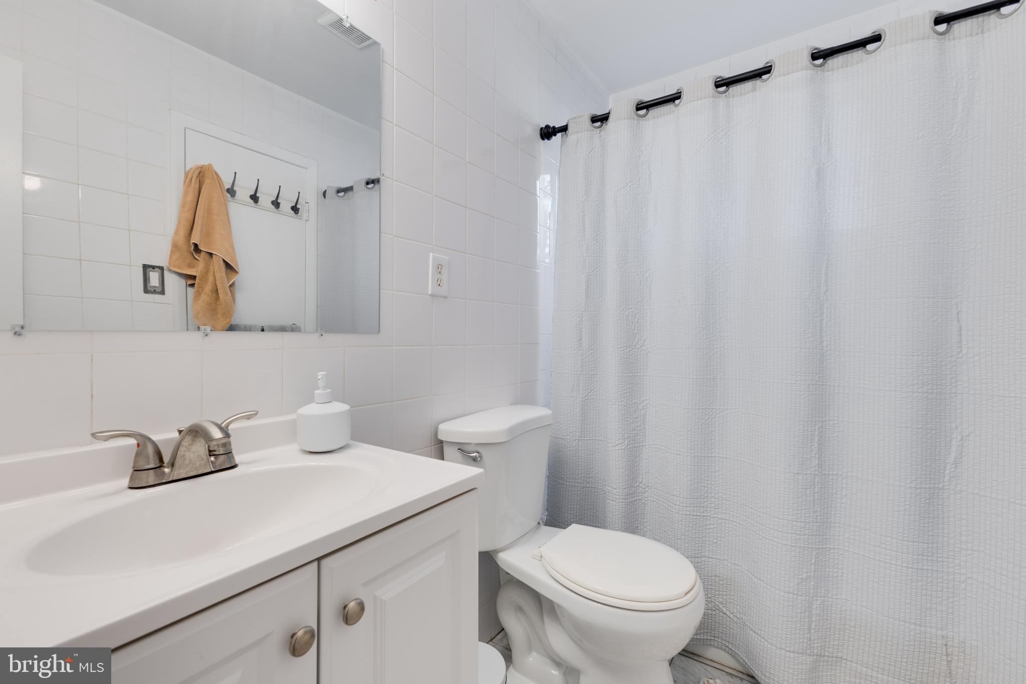 ANNANDALE TERRACE - Residential