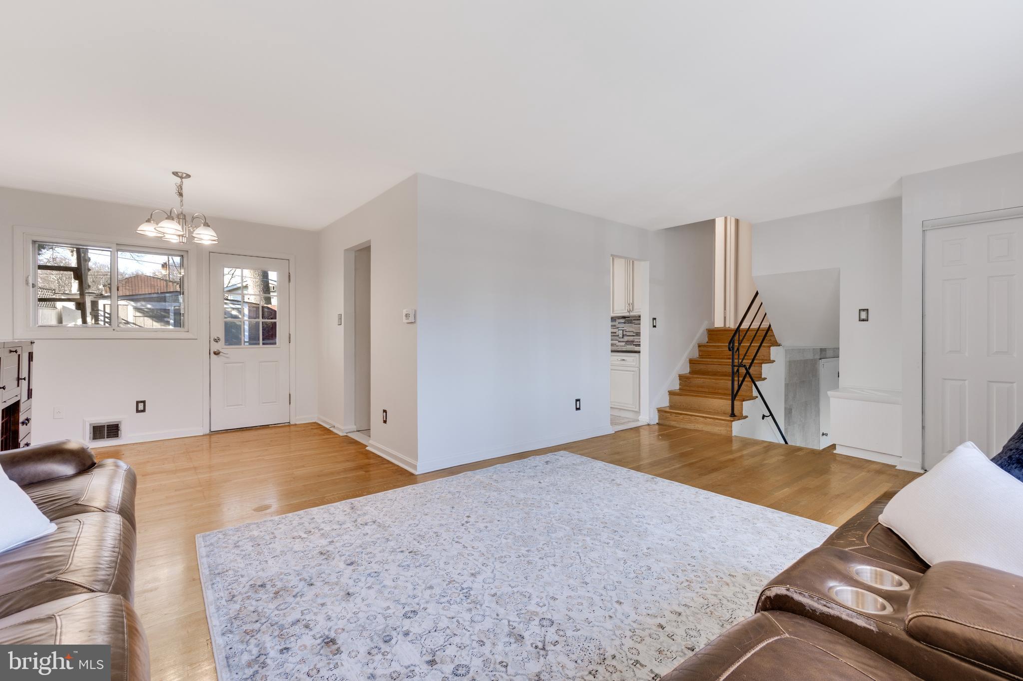 ANNANDALE TERRACE - Residential