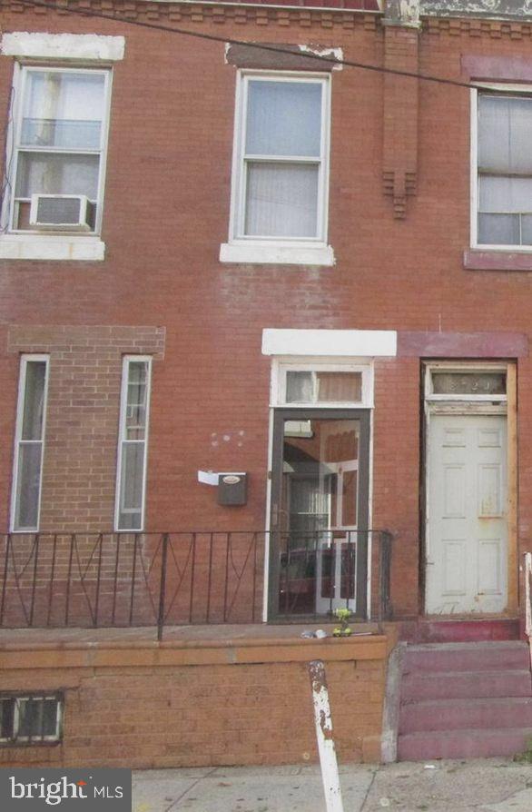 PHILADELPHIA - Residential