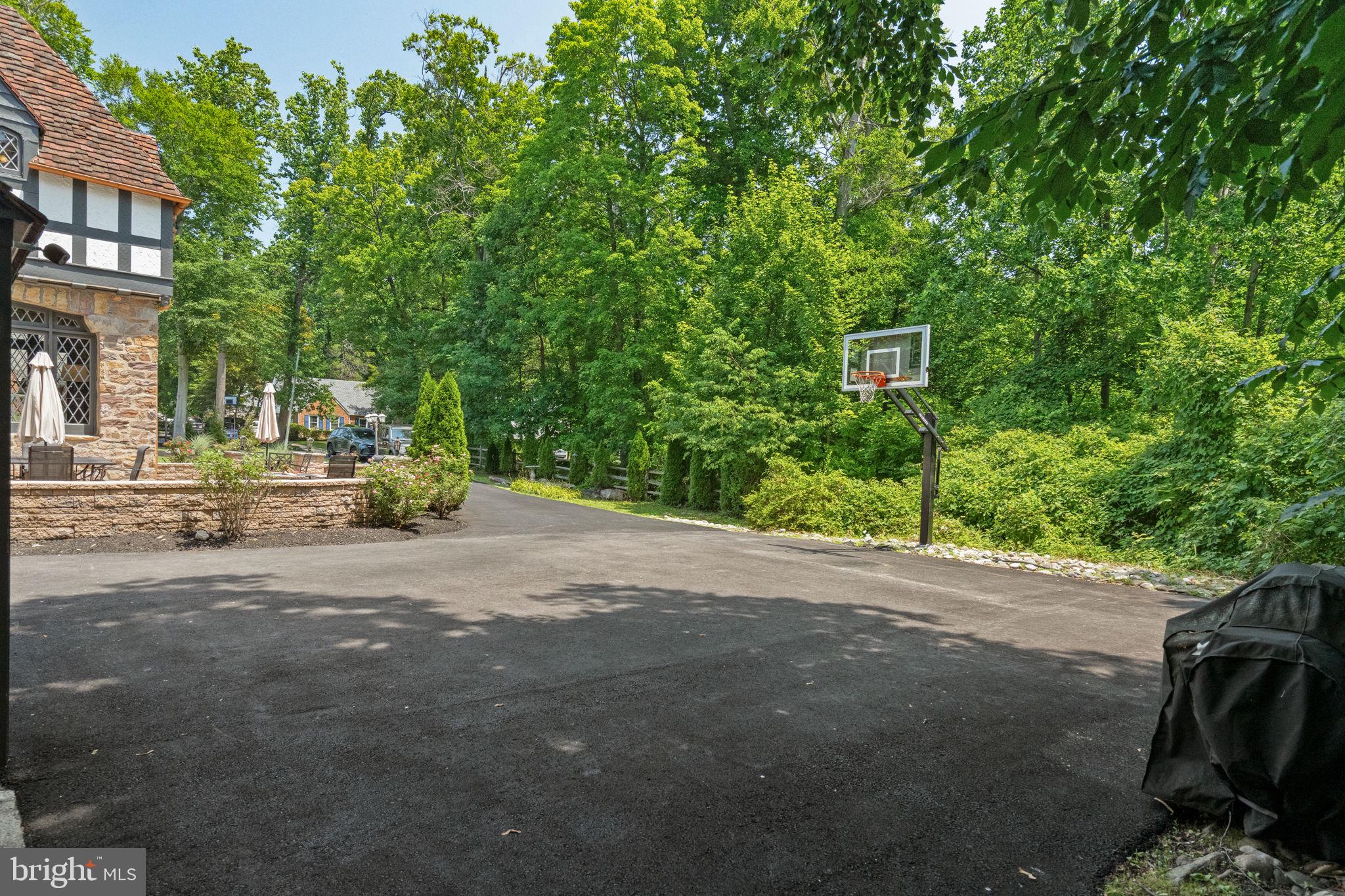 BAEDERWOOD - Residential