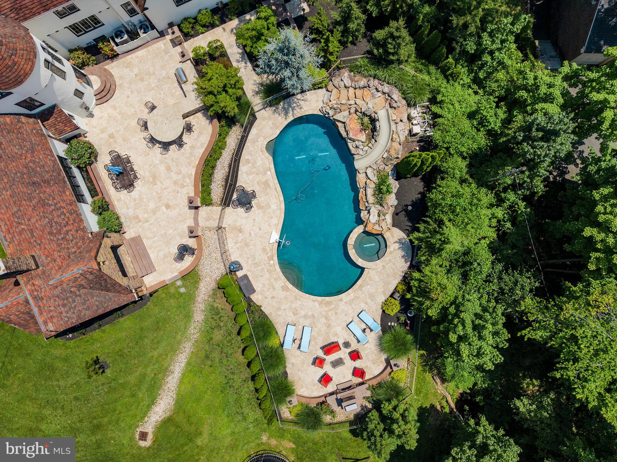 BAEDERWOOD - Residential