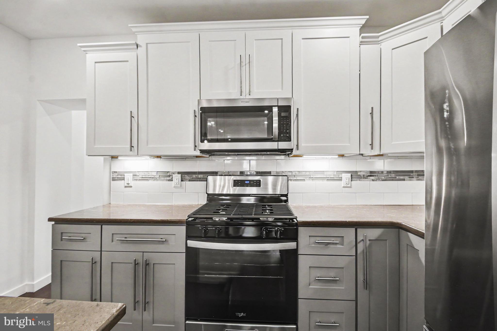 EAST FALLS - Residential