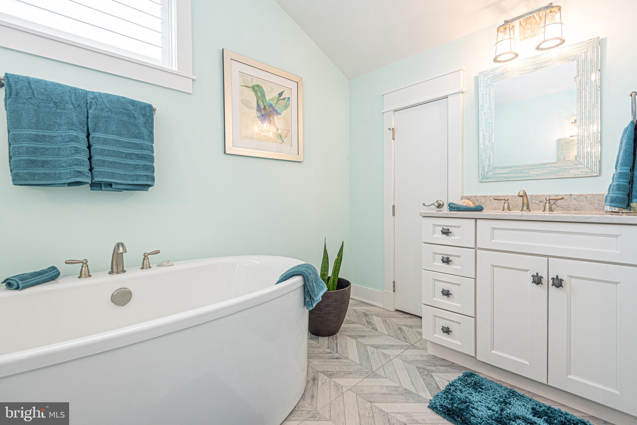 FENWICK SHOALS - Residential