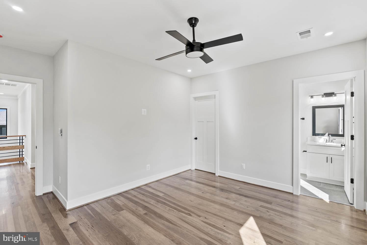 POWHATAN HILLS - Residential