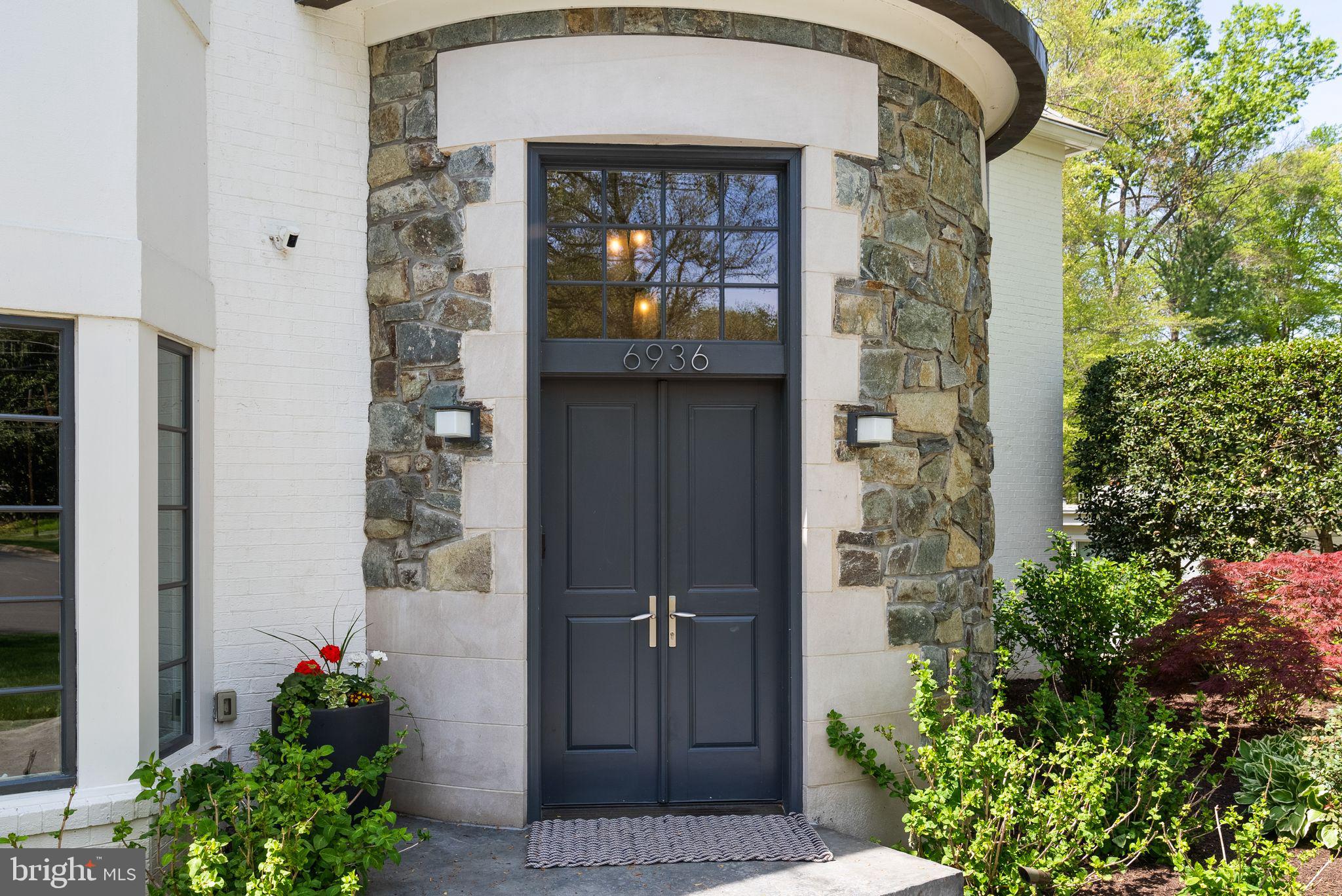 BANNOCKBURN ESTATES - Residential
