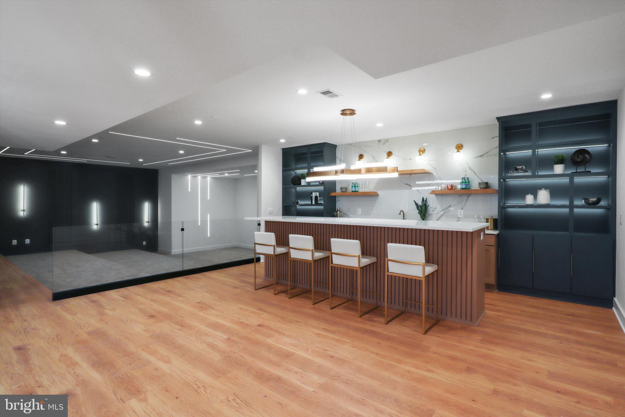 LITTLE VIENNA ESTATES - Residential