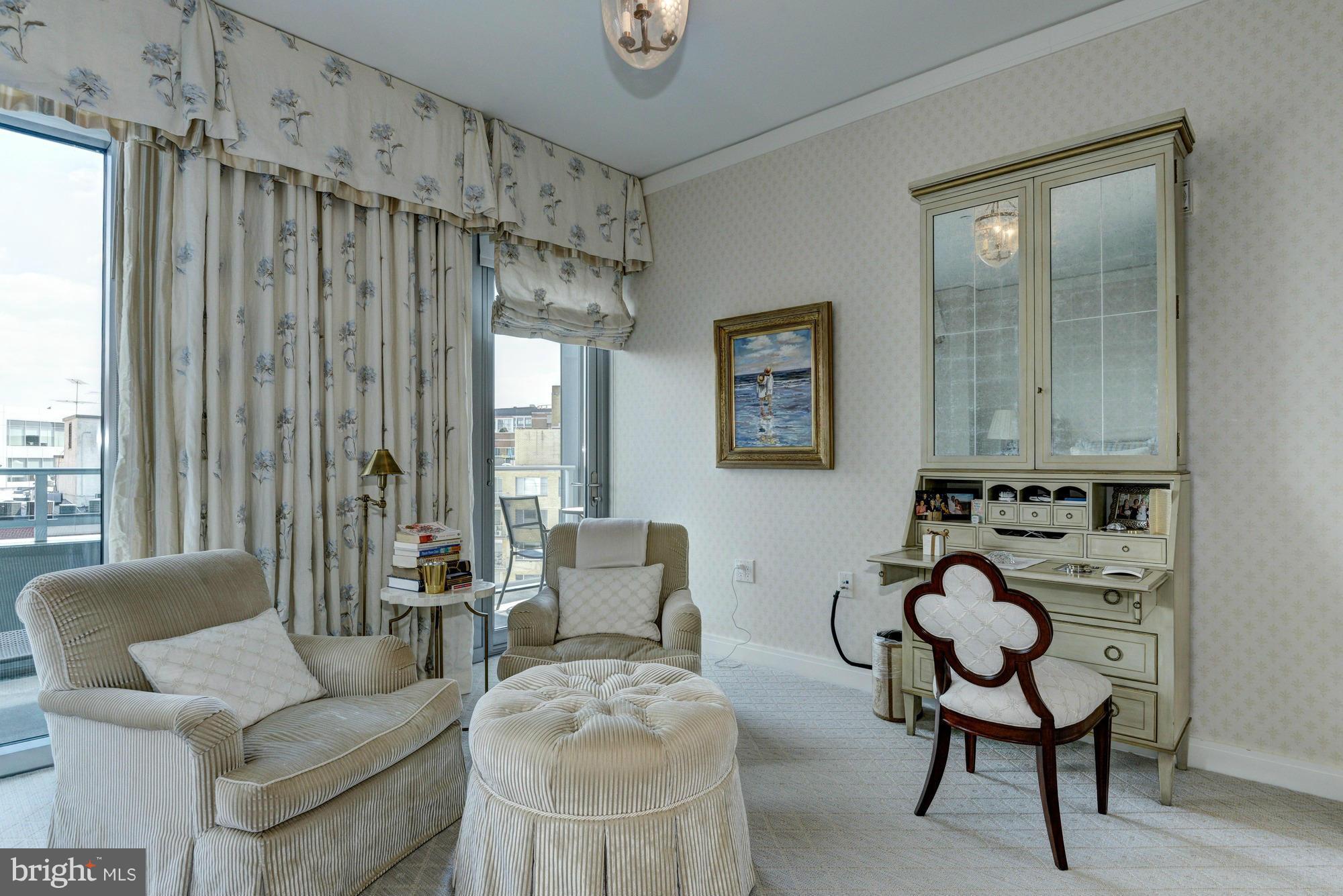 WEST END - Residential