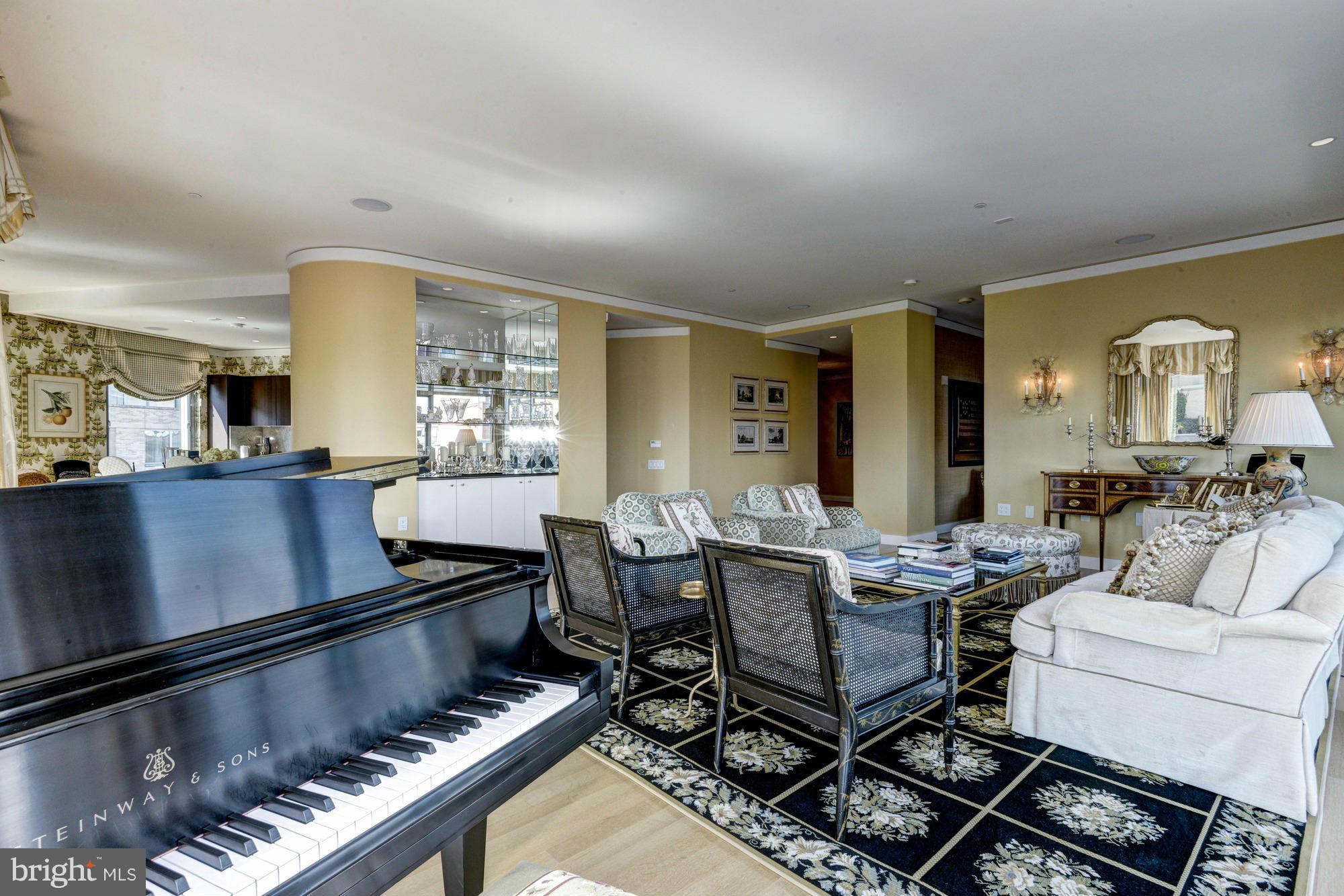 WEST END - Residential