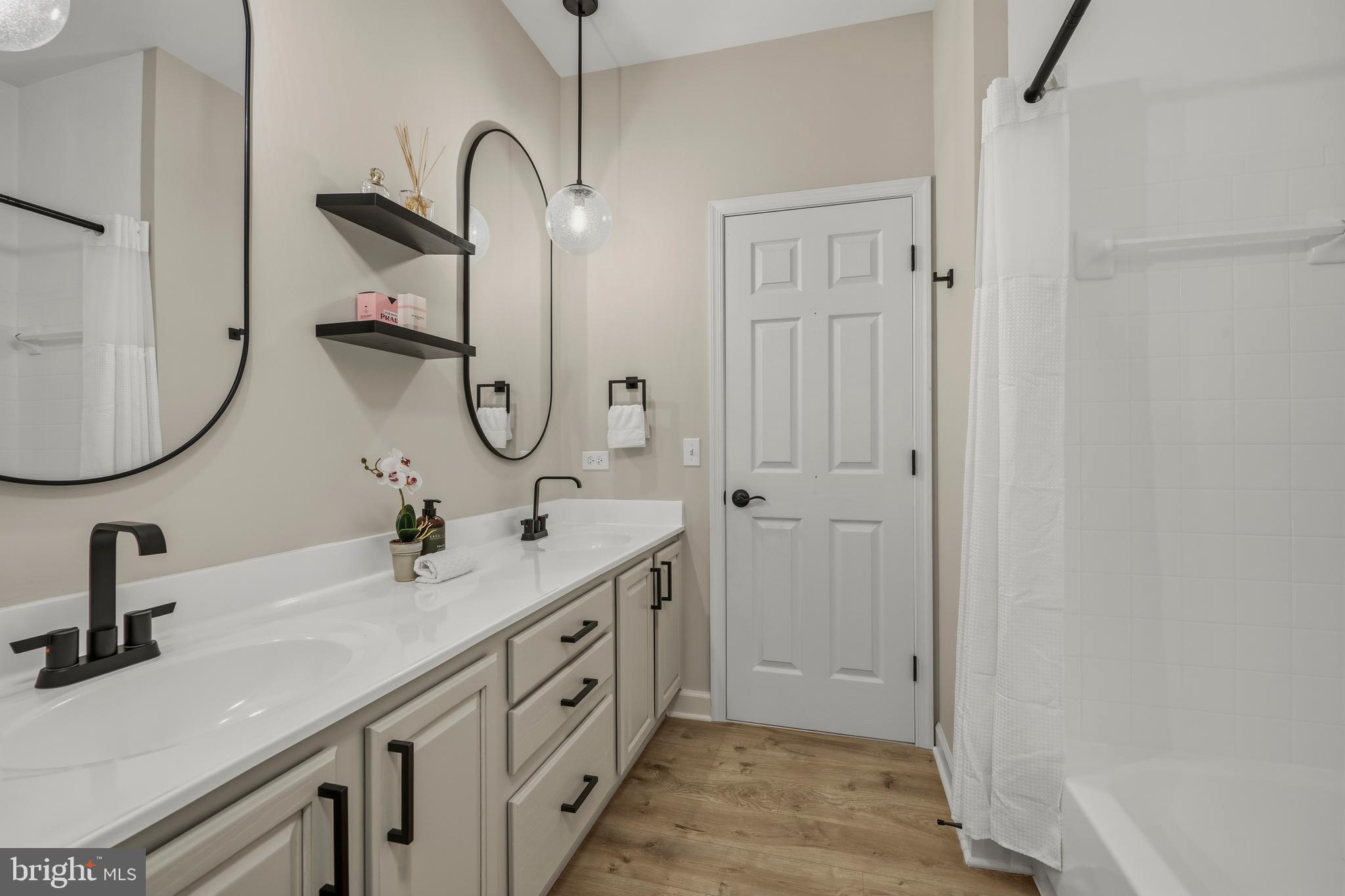WOODLANDS AT NOTTINGHAM - Residential