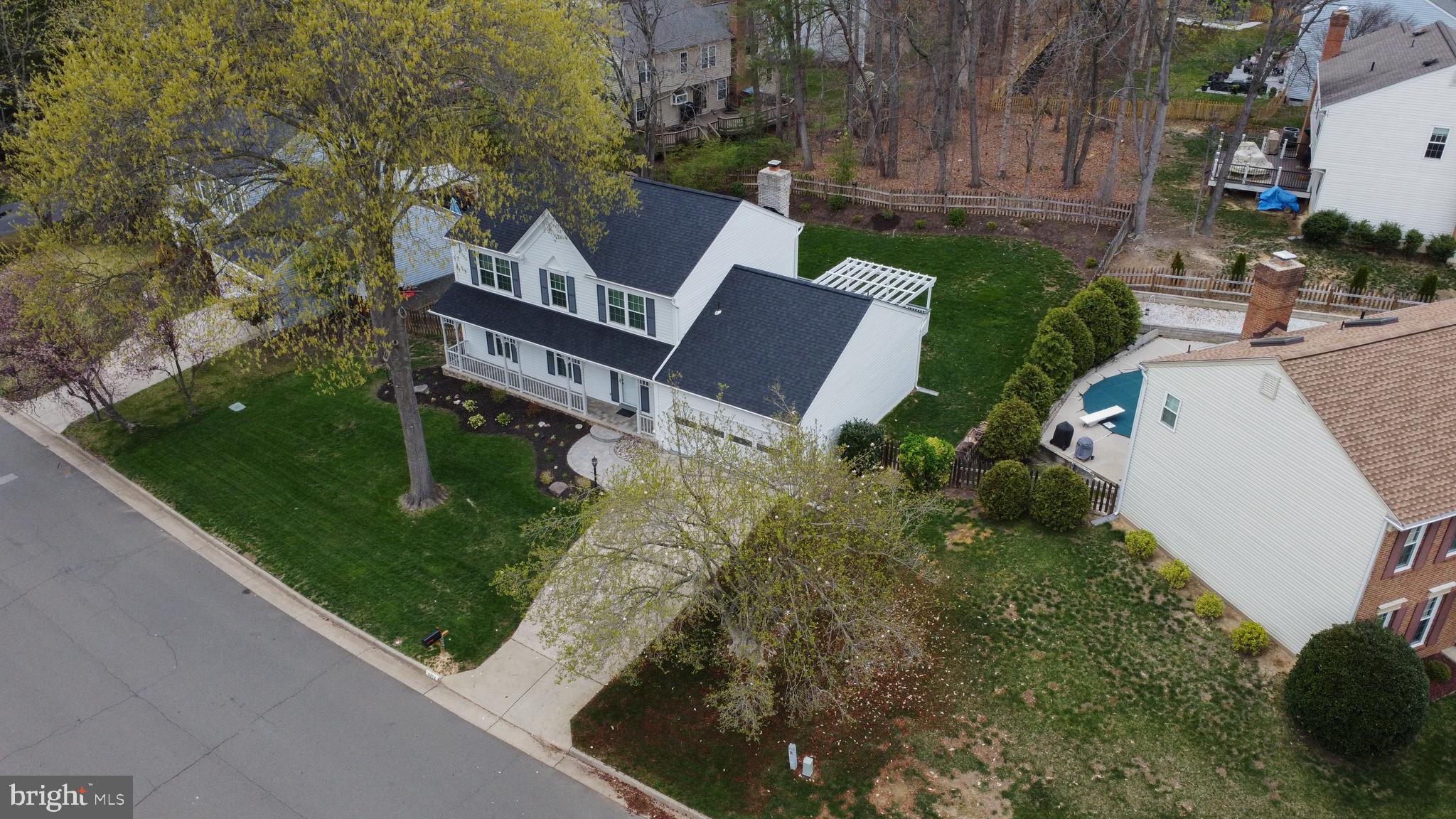 LAKE RIDGE - Residential