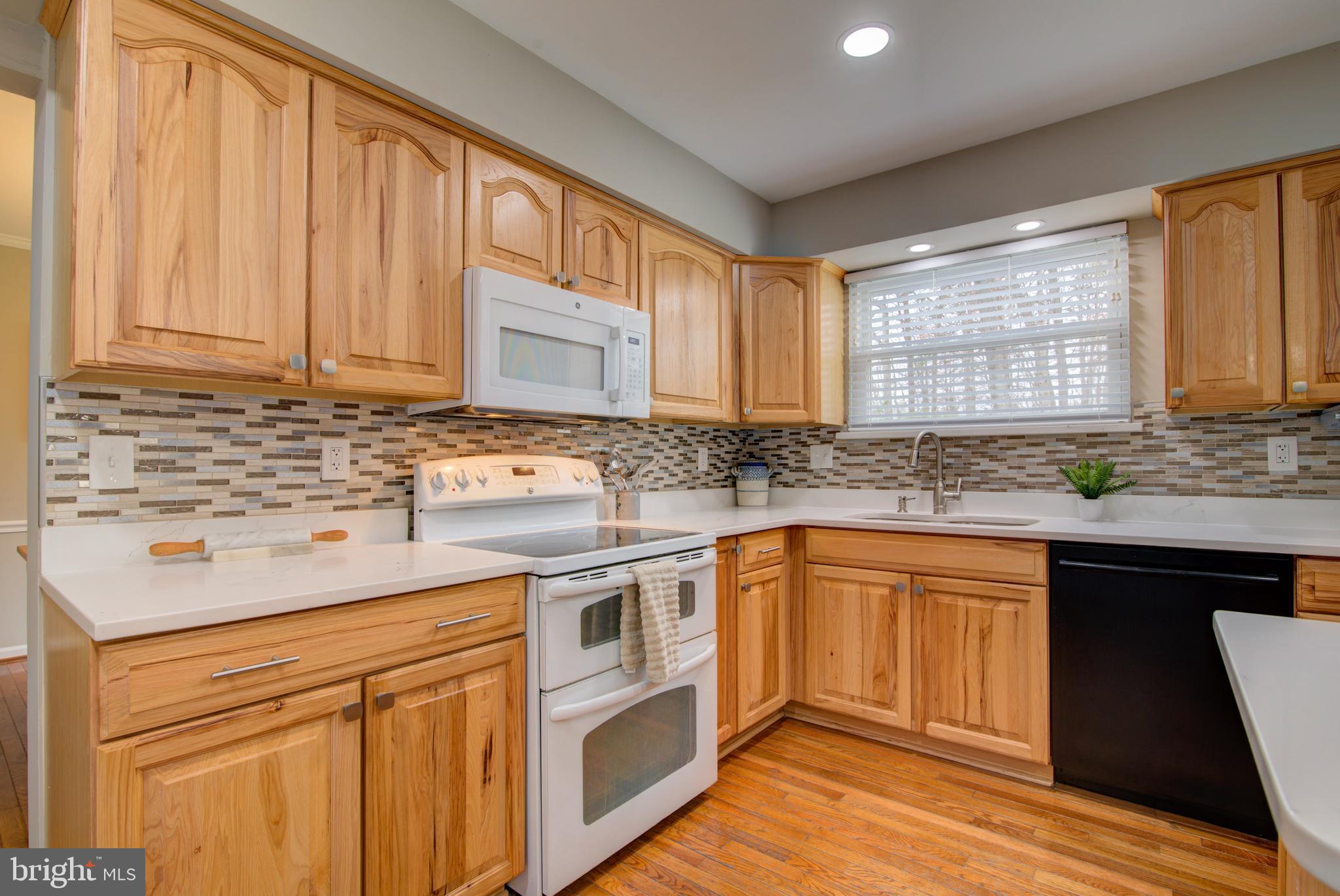 LAKE RIDGE - Residential