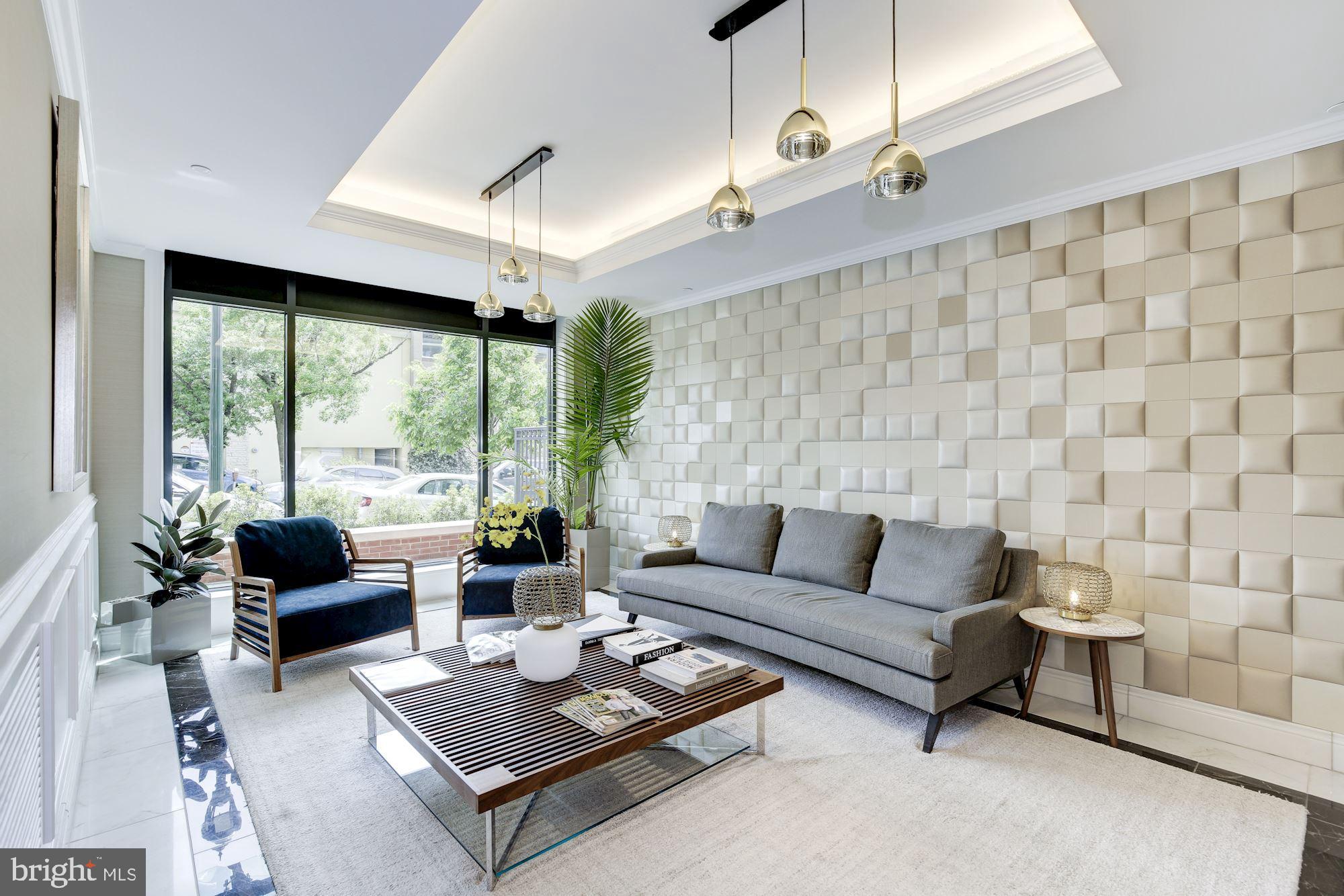 HAMPDEN ROW - Residential