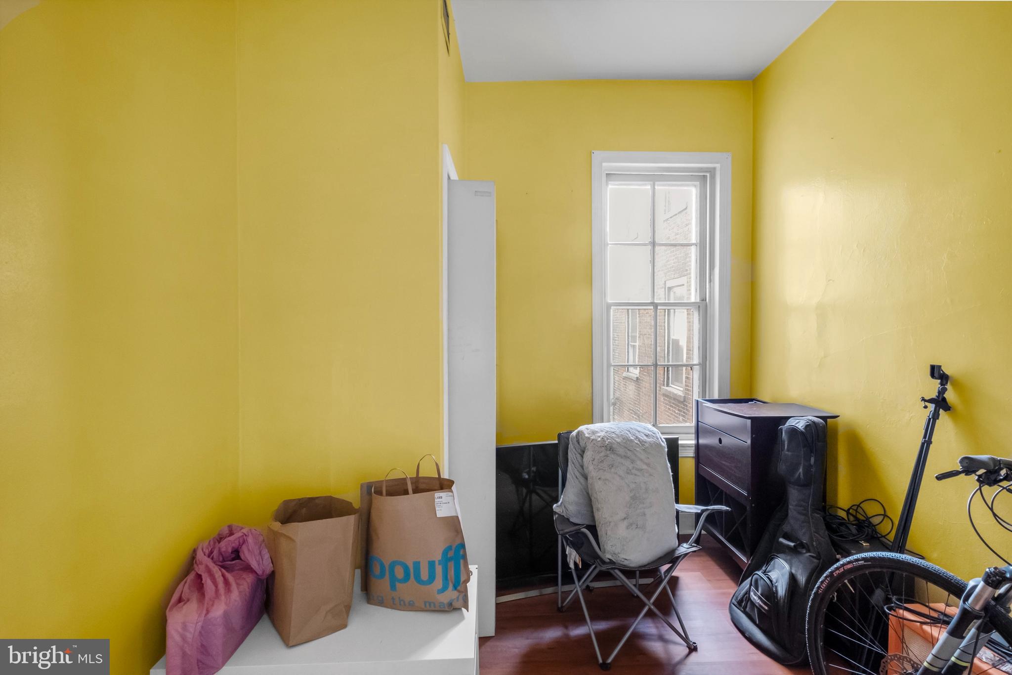 FAIRMOUNT - Residential Income