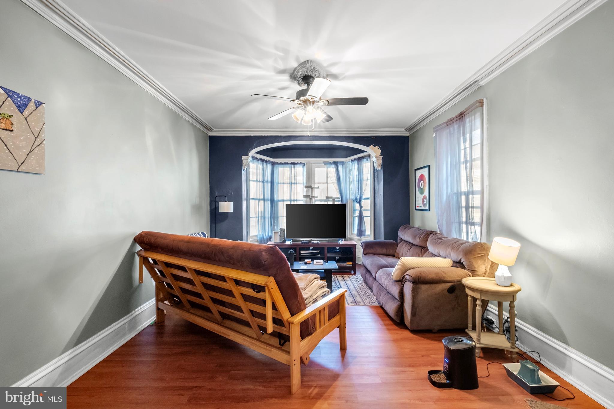 FAIRMOUNT - Residential Income