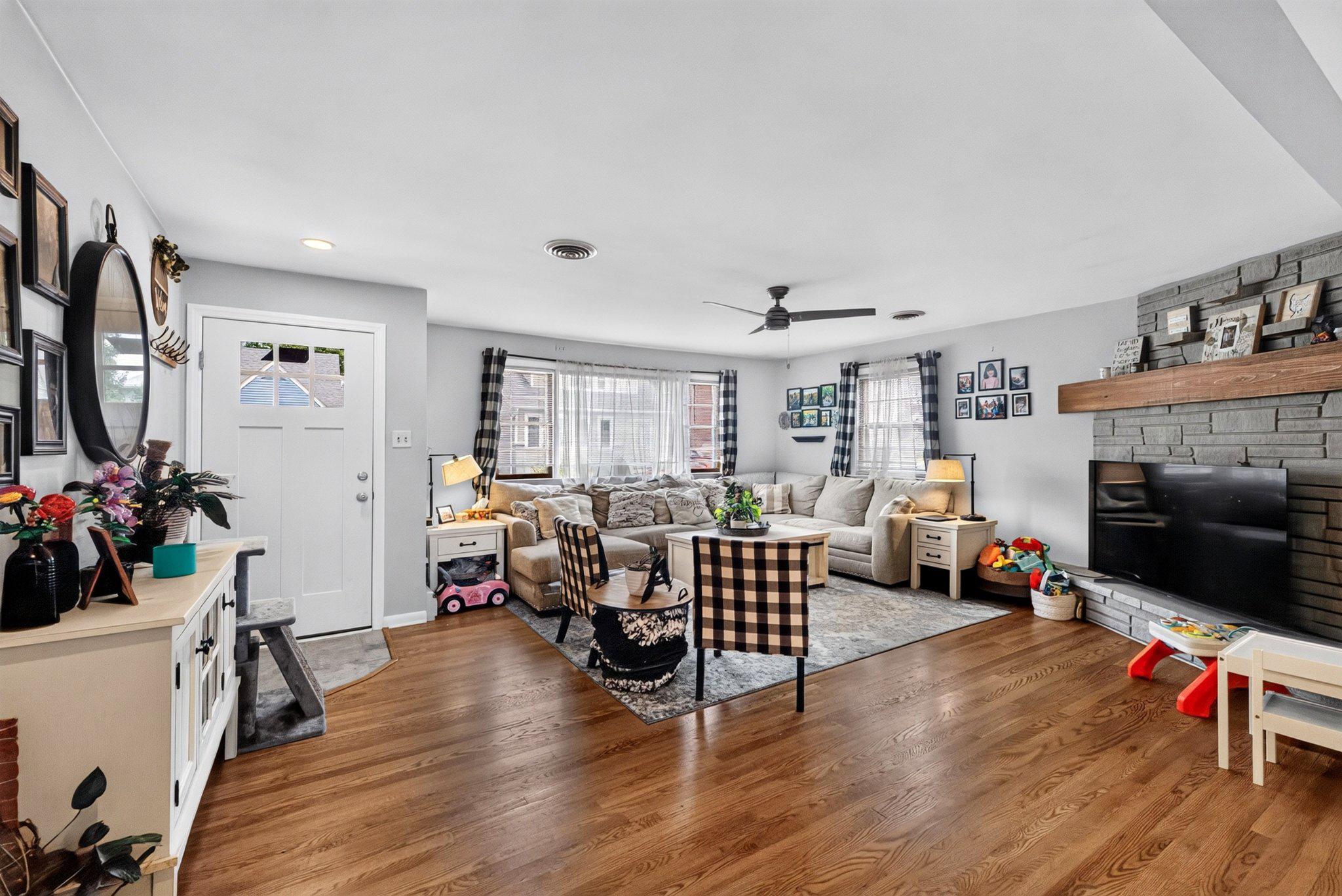 SOUTH END - Residential