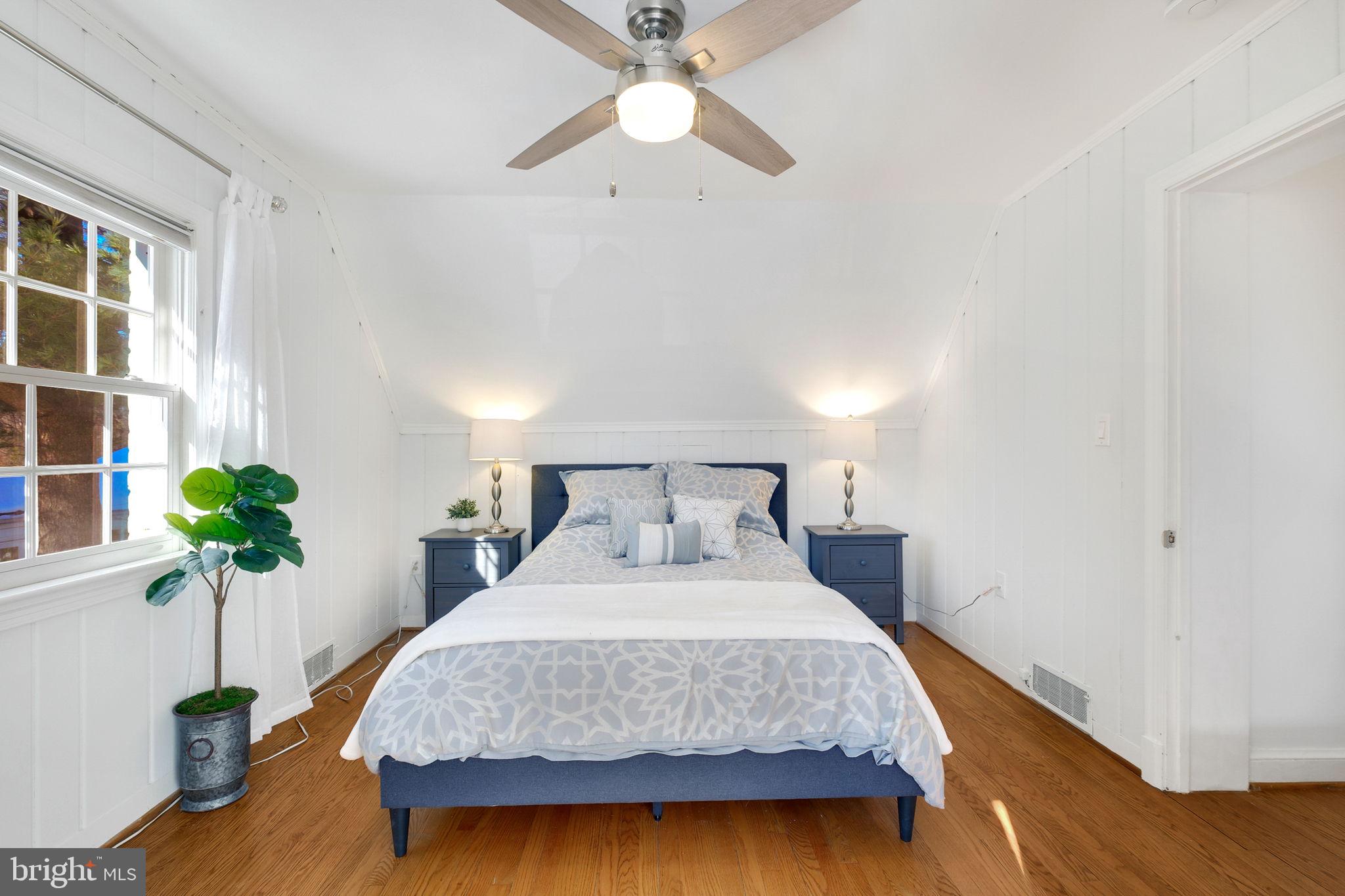 GREENWICH FOREST - Residential