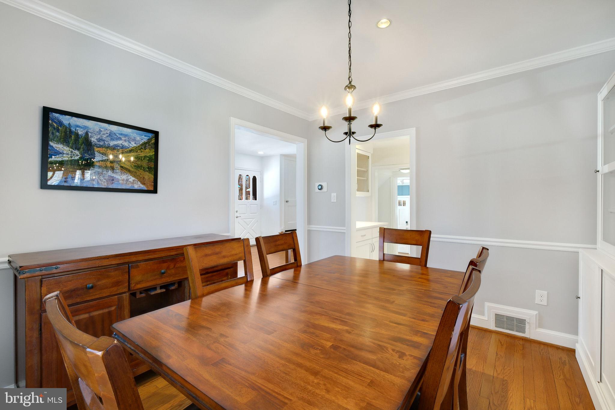 GREENWICH FOREST - Residential