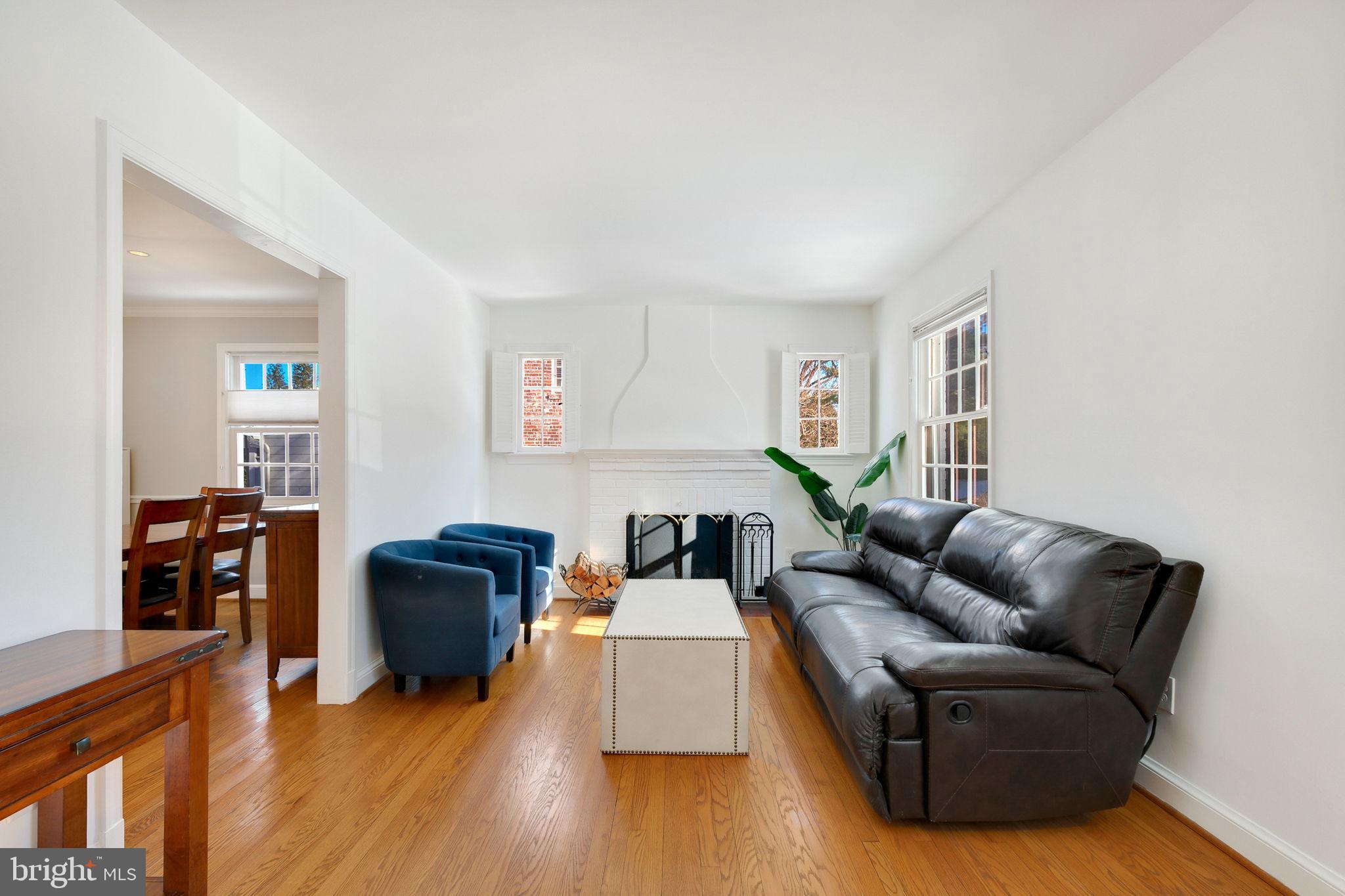 GREENWICH FOREST - Residential