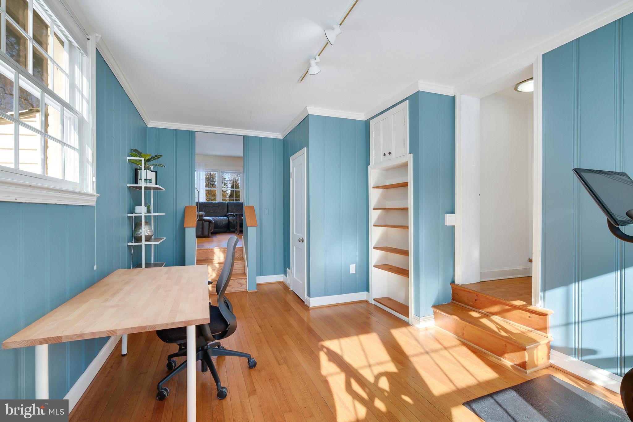 GREENWICH FOREST - Residential