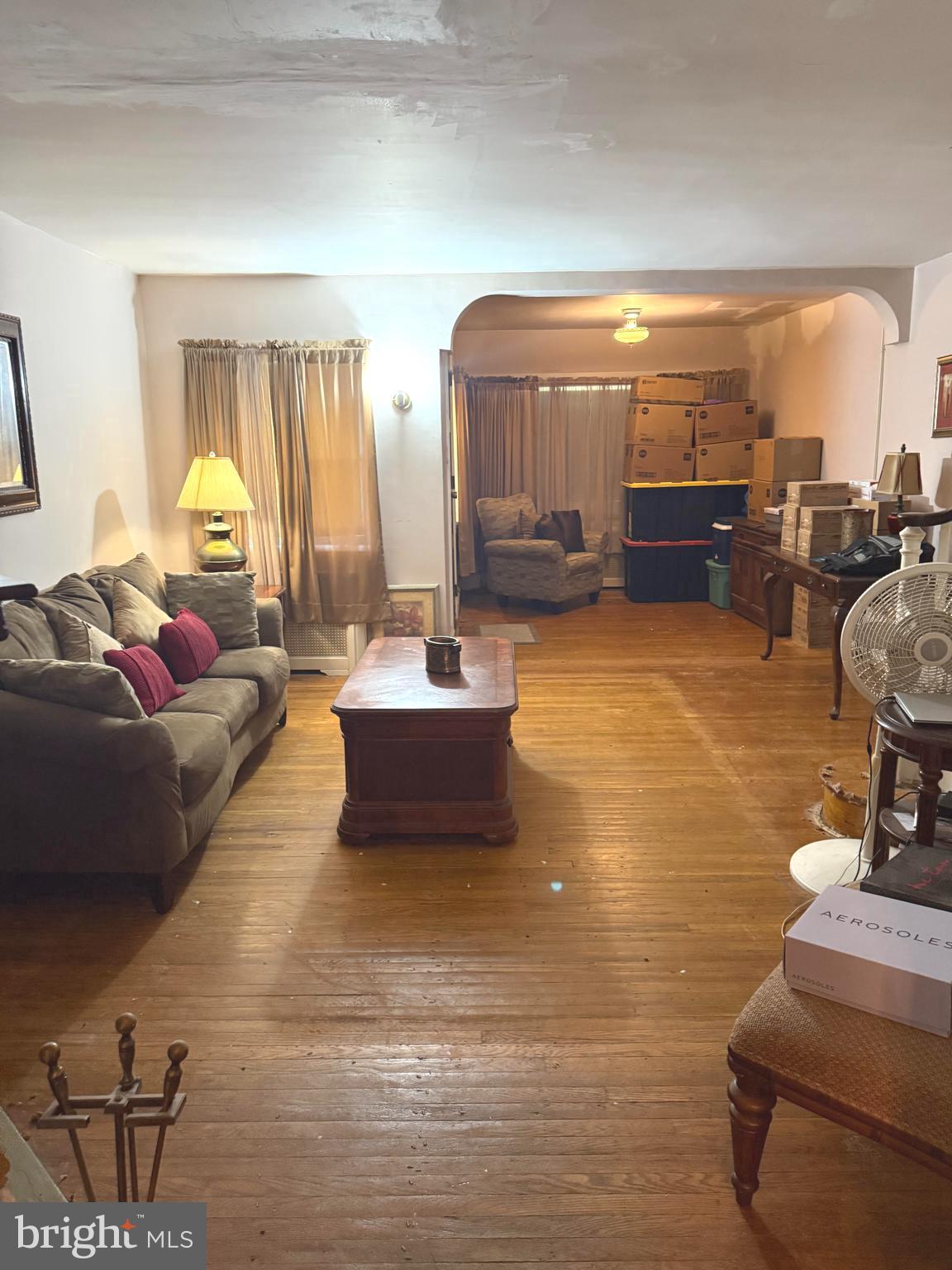 WEST OAK LANE - Residential