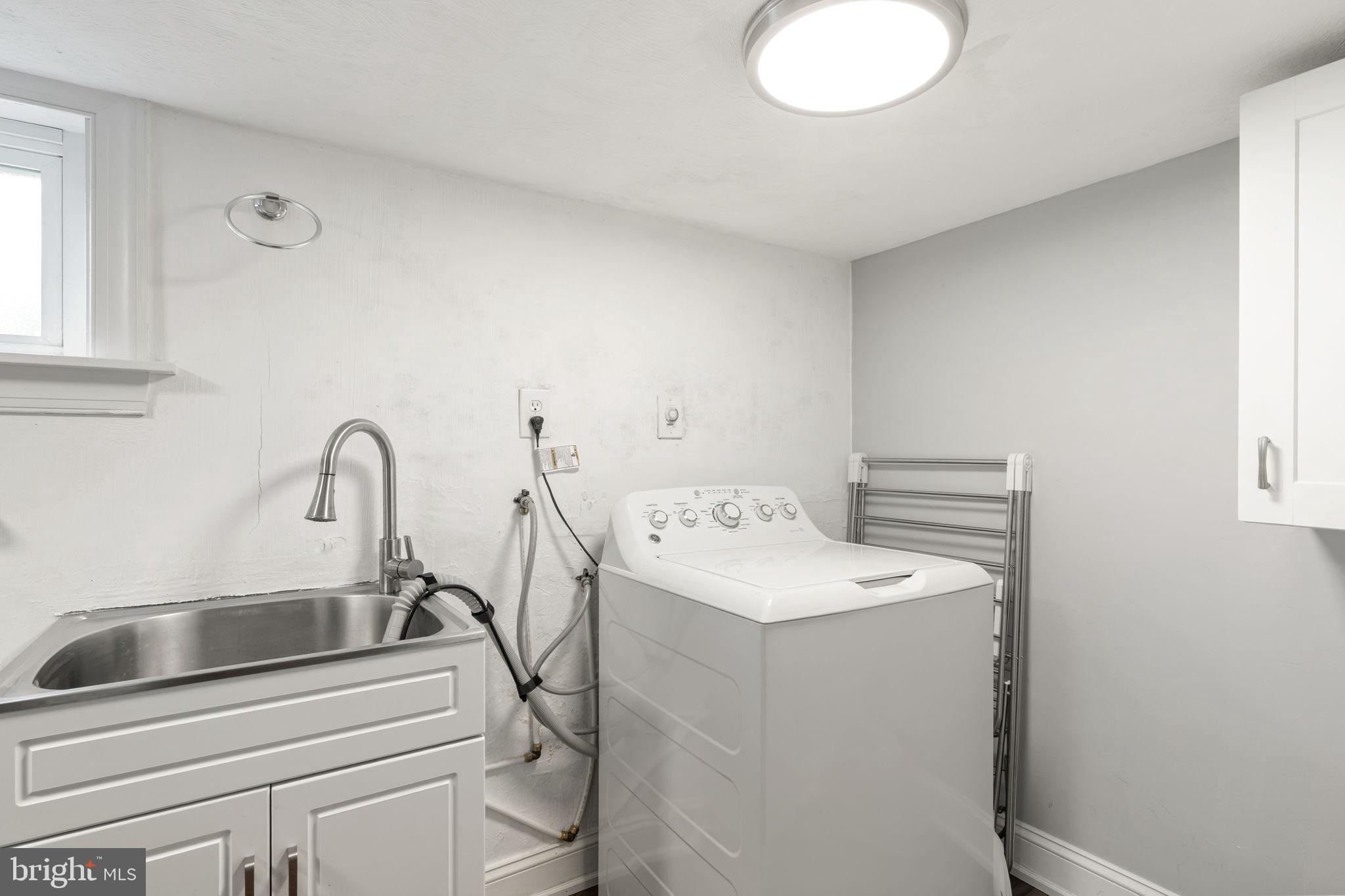 EAST FALLS - Residential