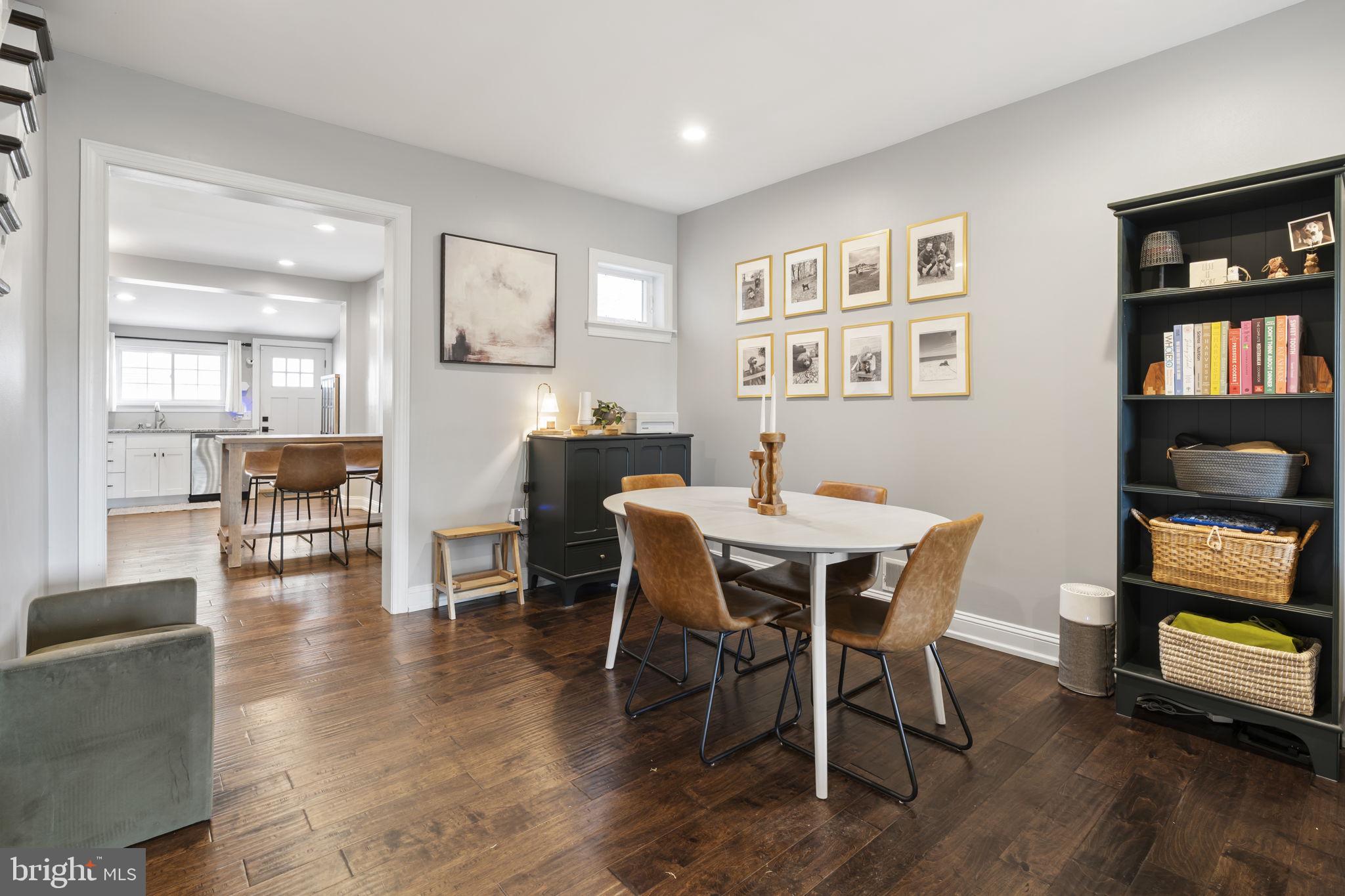 EAST FALLS - Residential