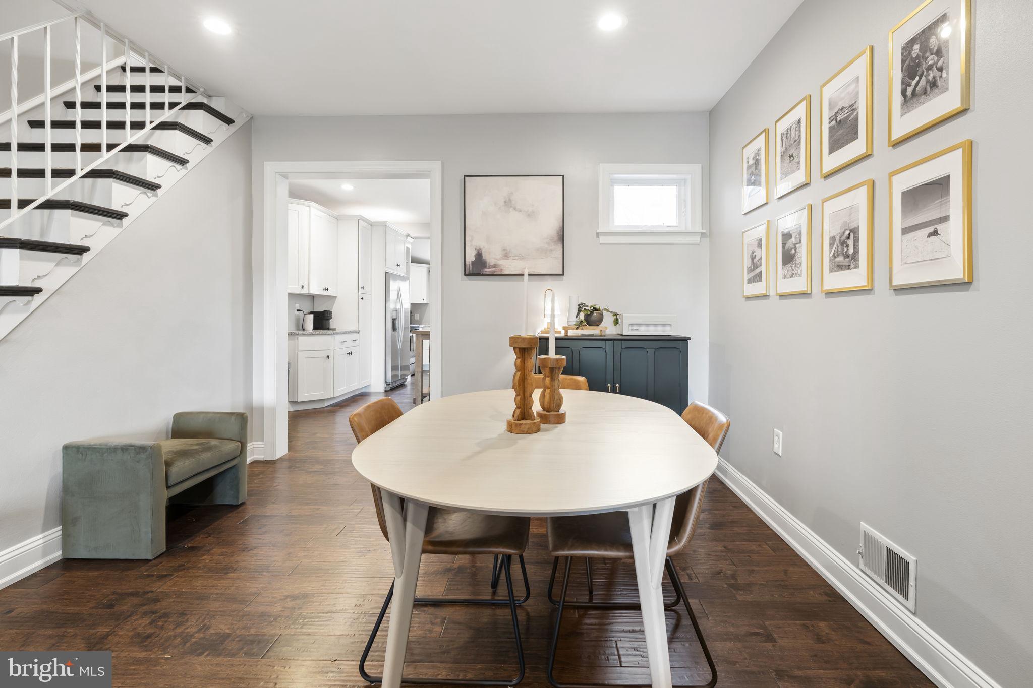 EAST FALLS - Residential