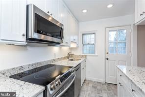 FAIRLINGTON GLEN - Residential Lease