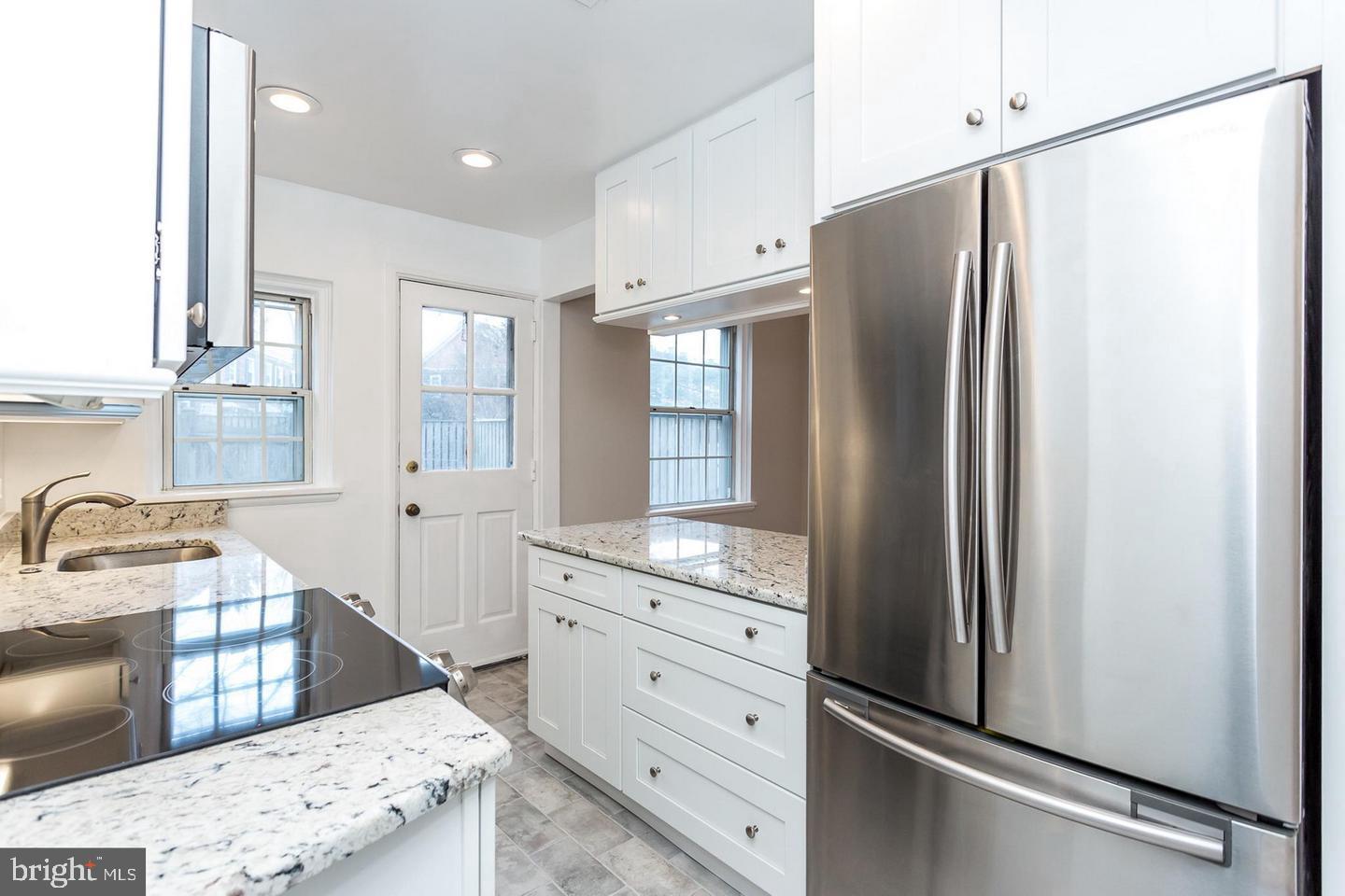 FAIRLINGTON GLEN - Residential Lease