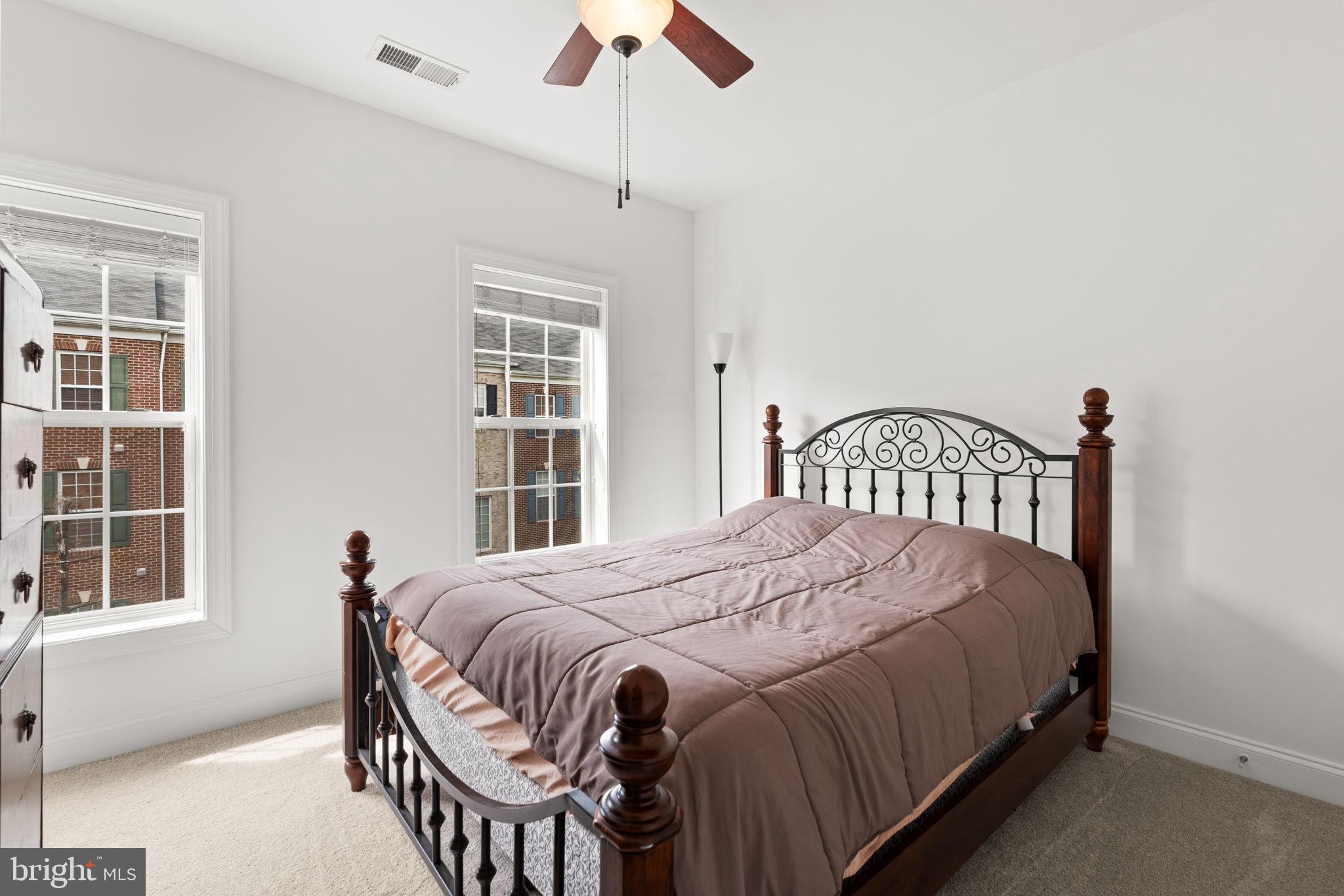 POTOMAC CLUB - Residential