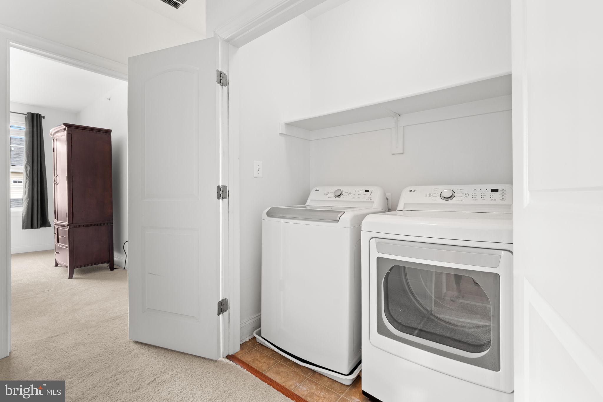 POTOMAC CLUB - Residential