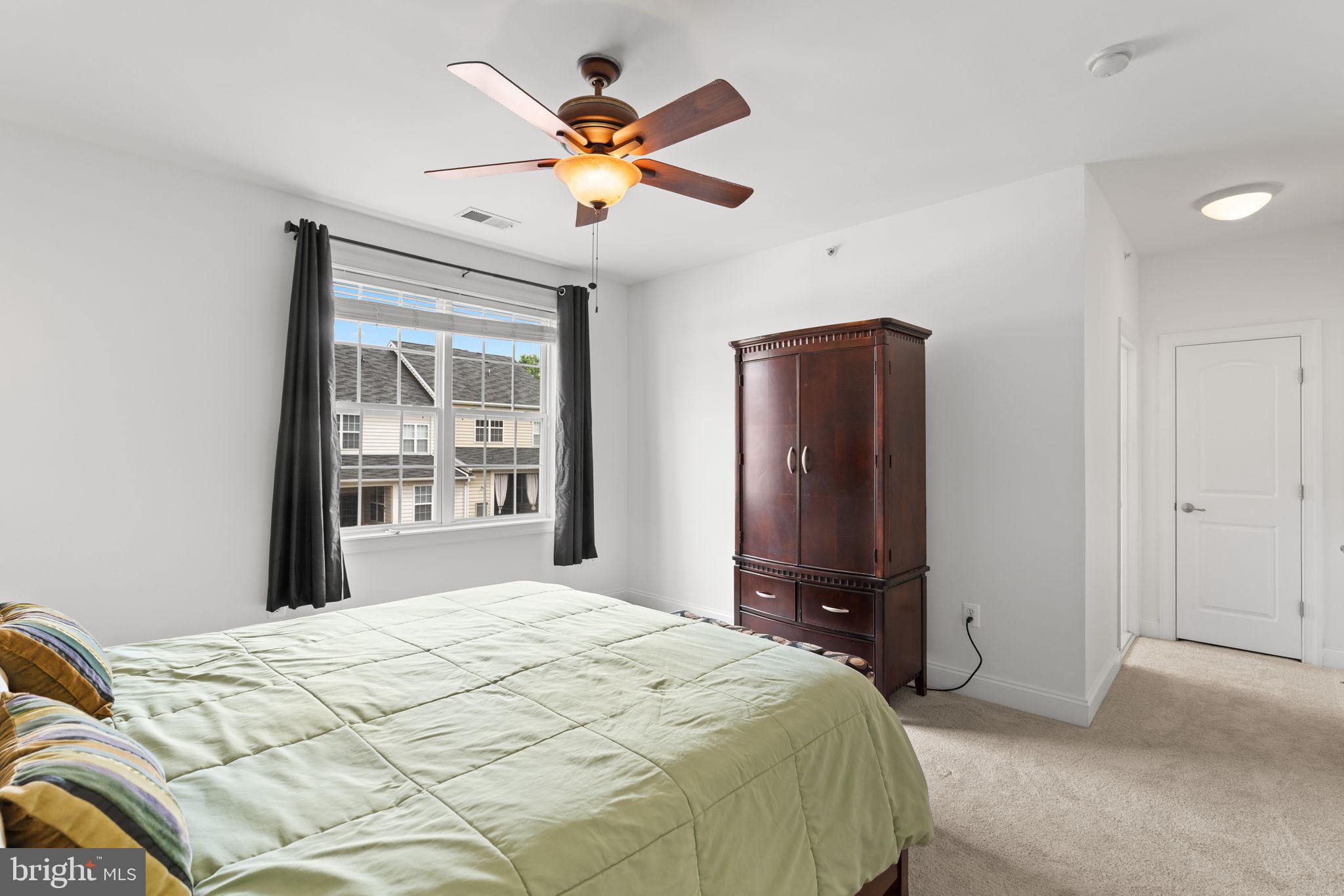 POTOMAC CLUB - Residential