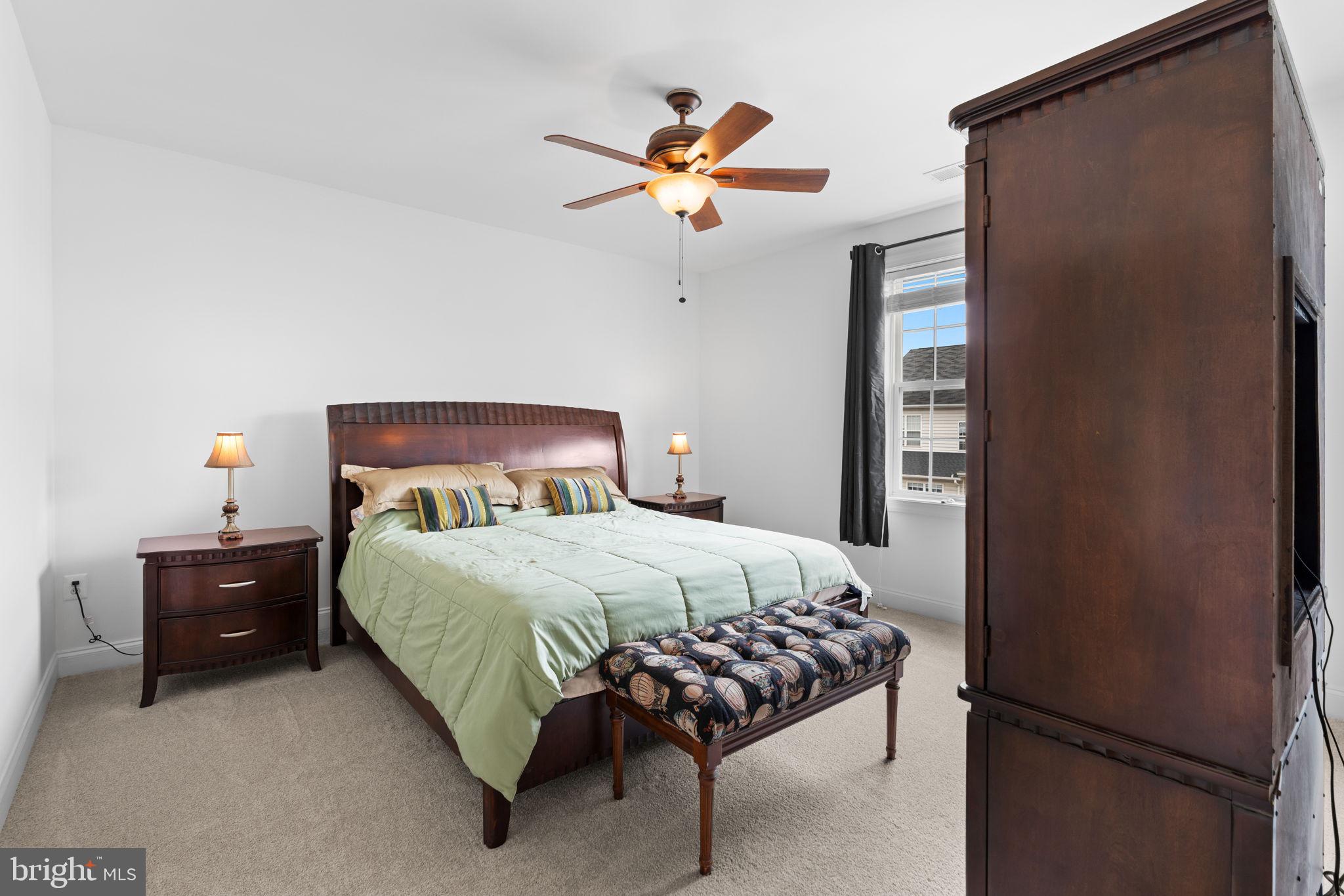 POTOMAC CLUB - Residential