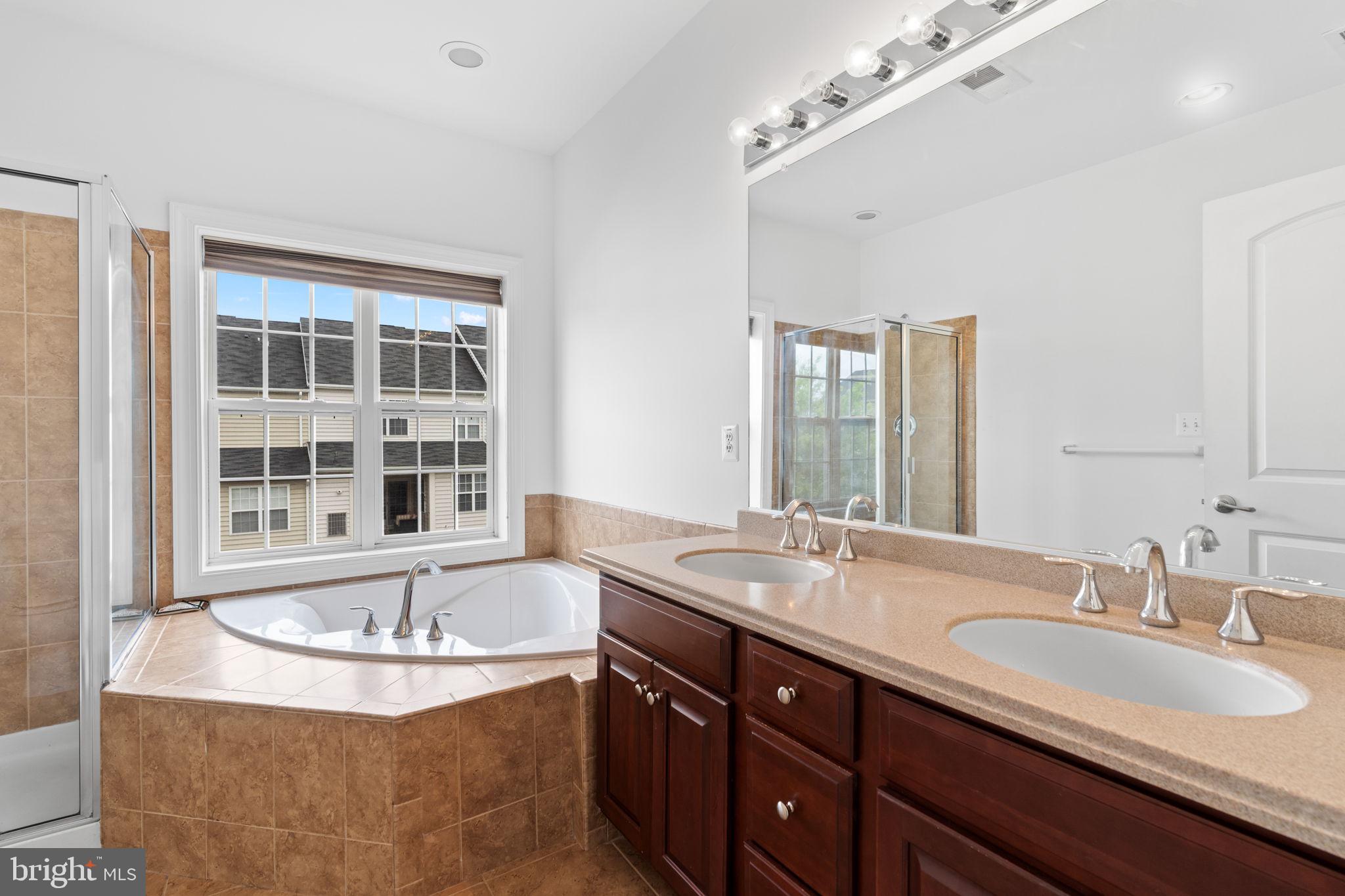 POTOMAC CLUB - Residential