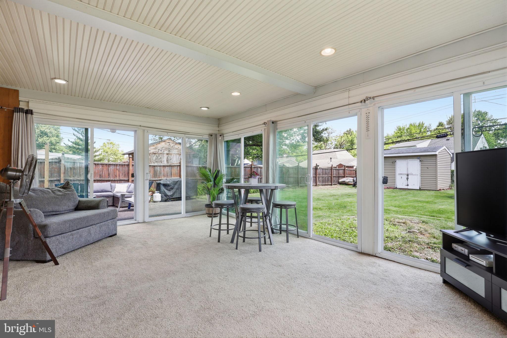 HOLLY HILL - Residential