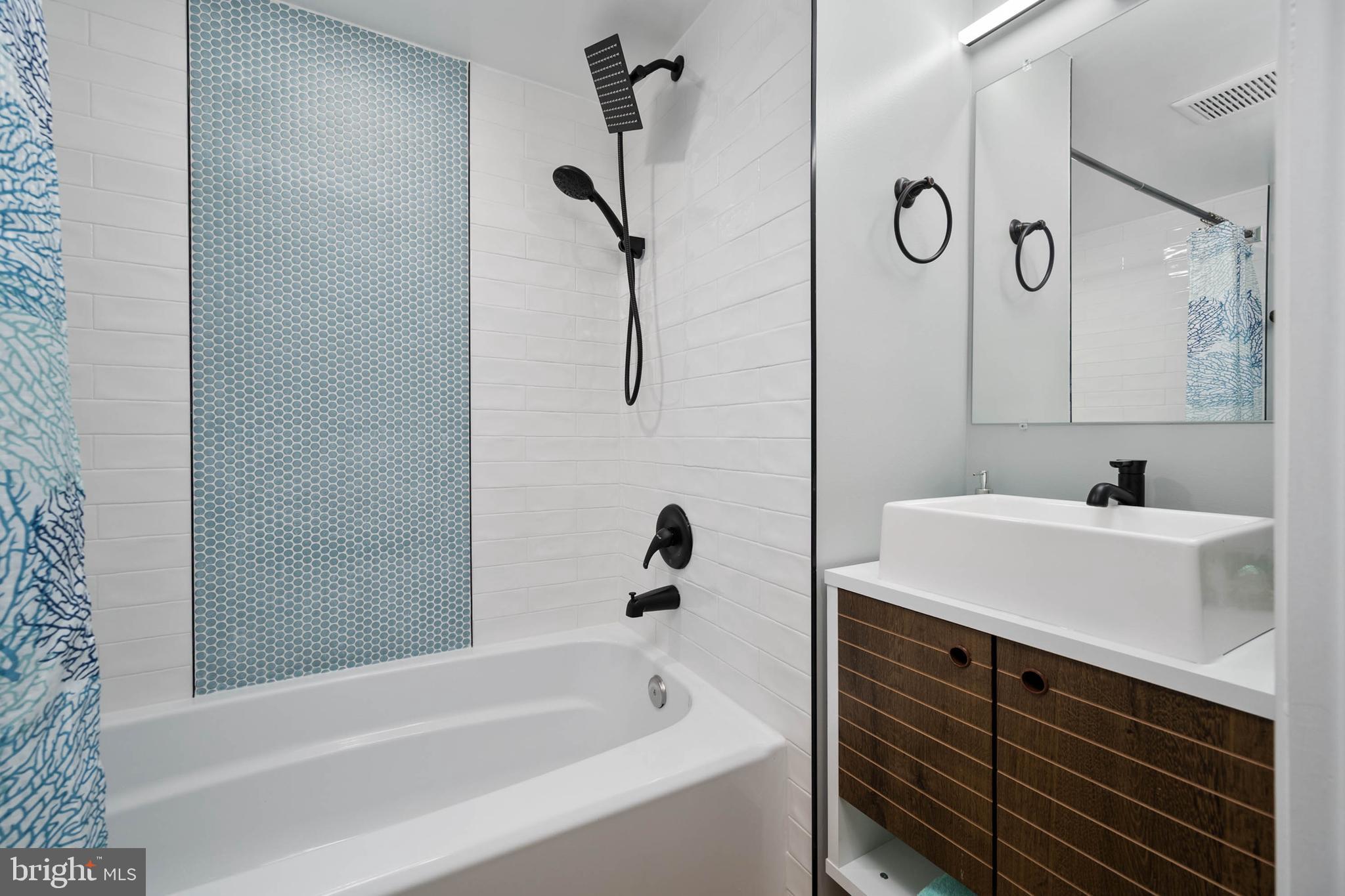 WHITE HORSE PARK I - Residential