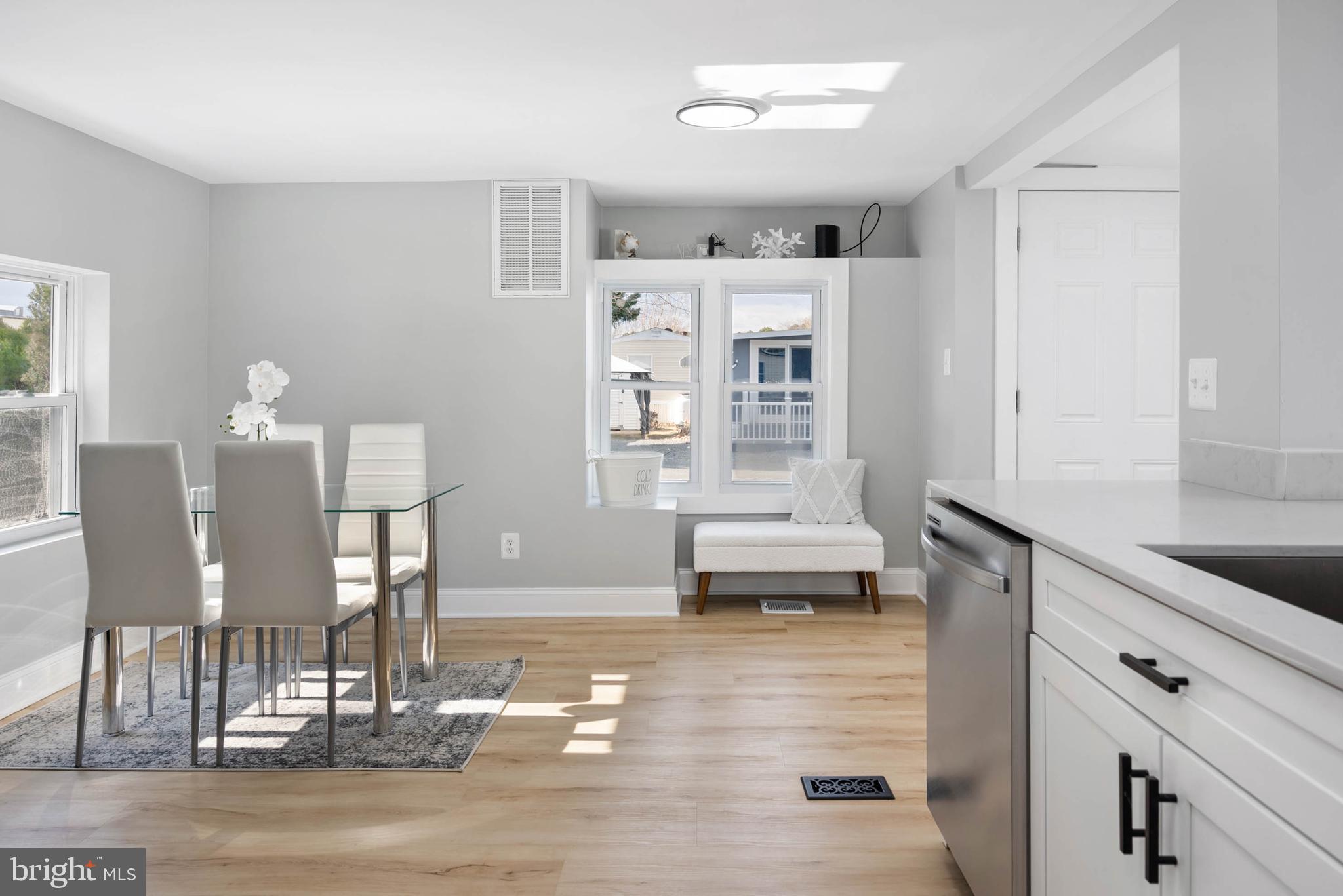 WHITE HORSE PARK I - Residential