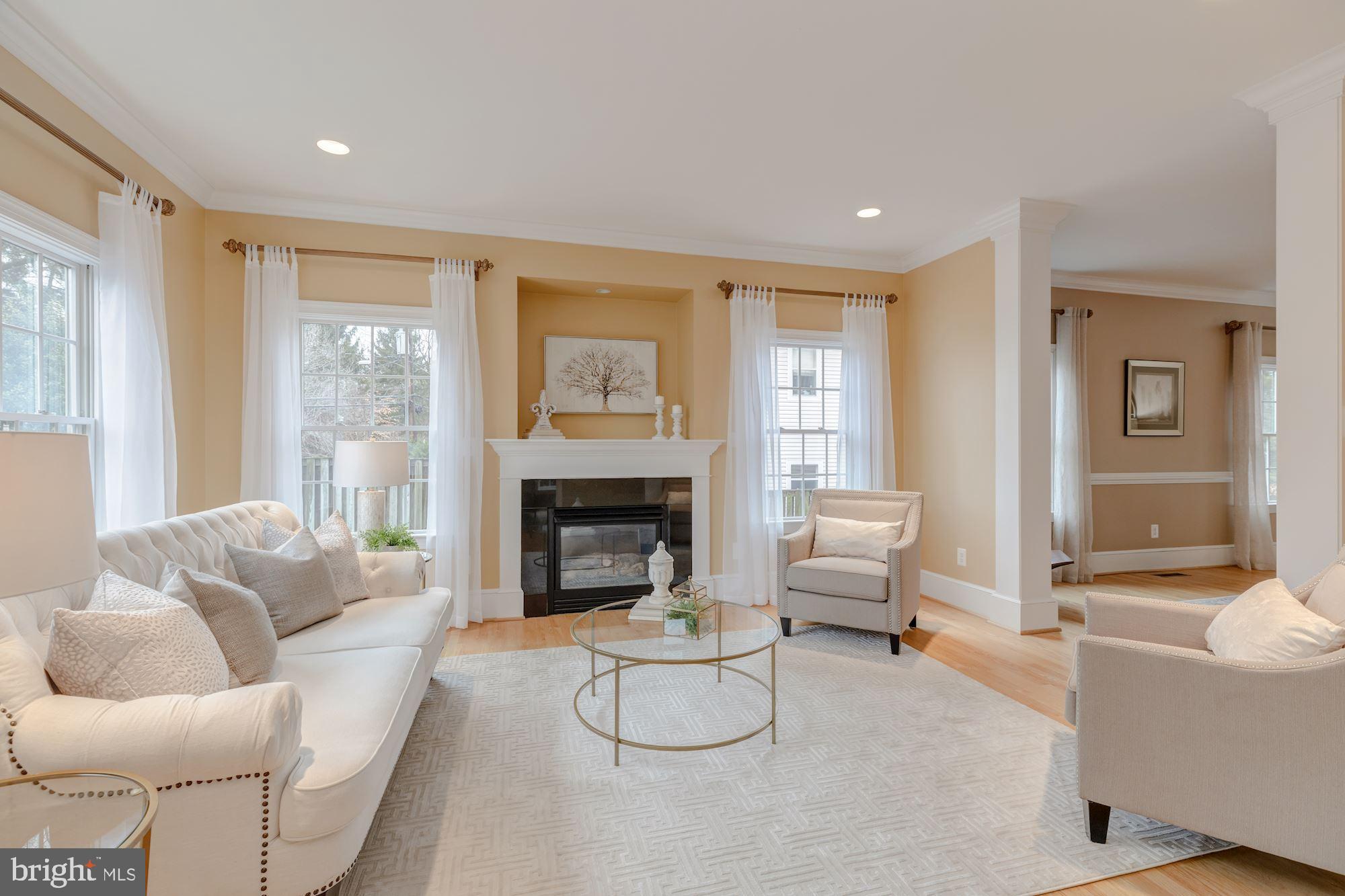 WOODMONT - Residential
