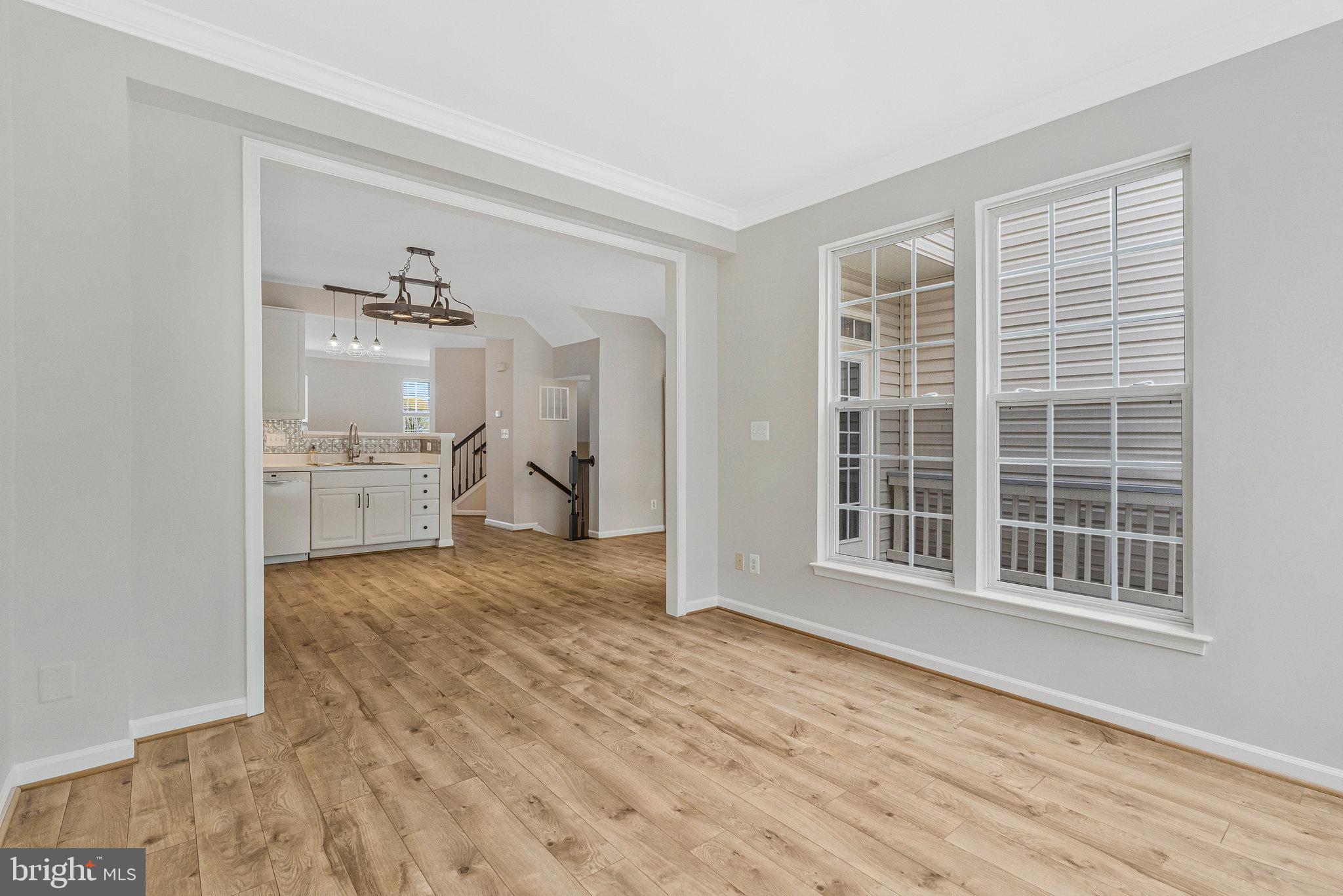 WELLESLEY - Residential