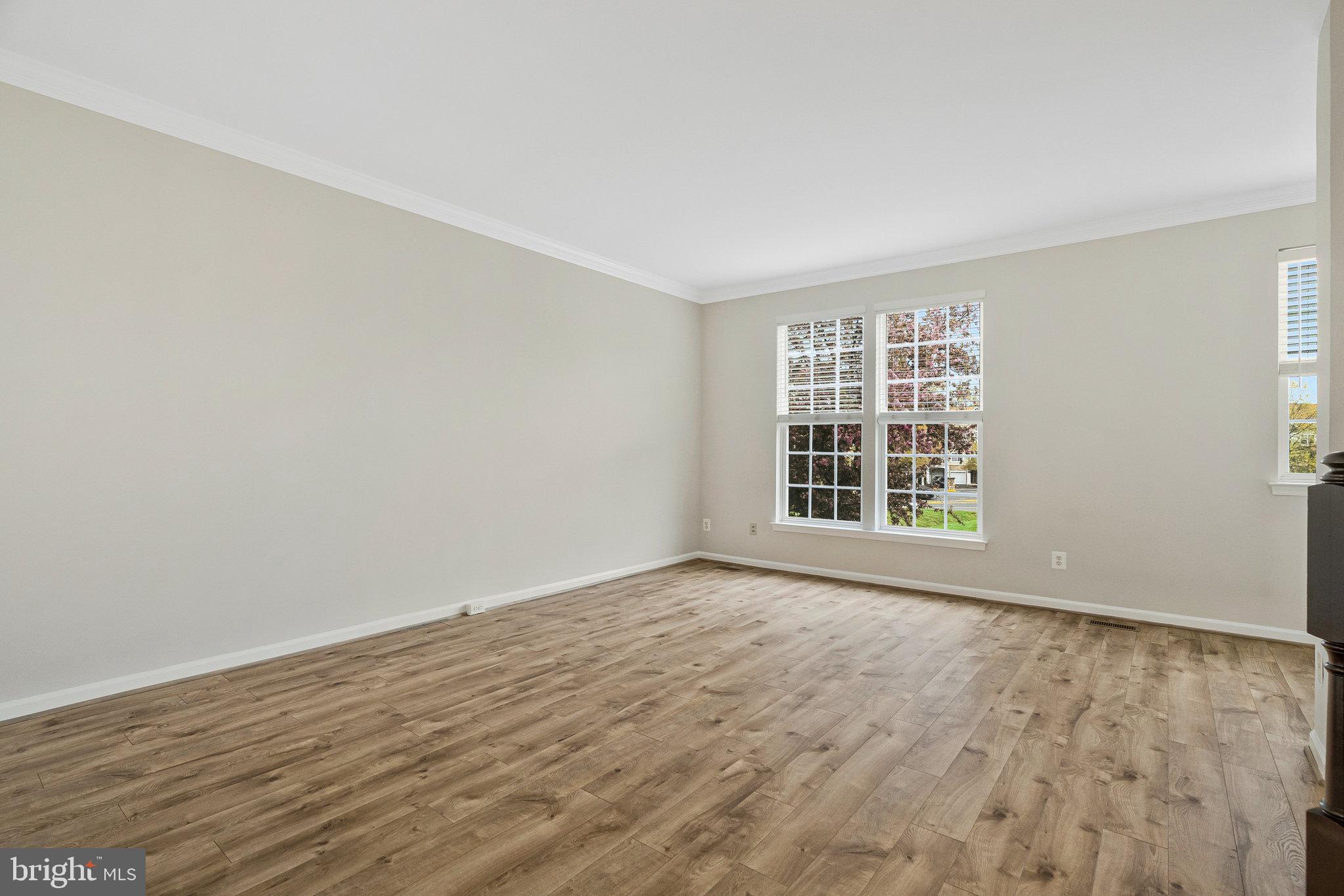 WELLESLEY - Residential
