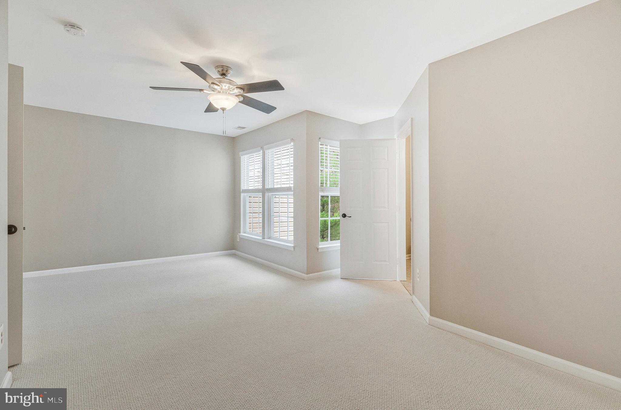 WELLESLEY - Residential