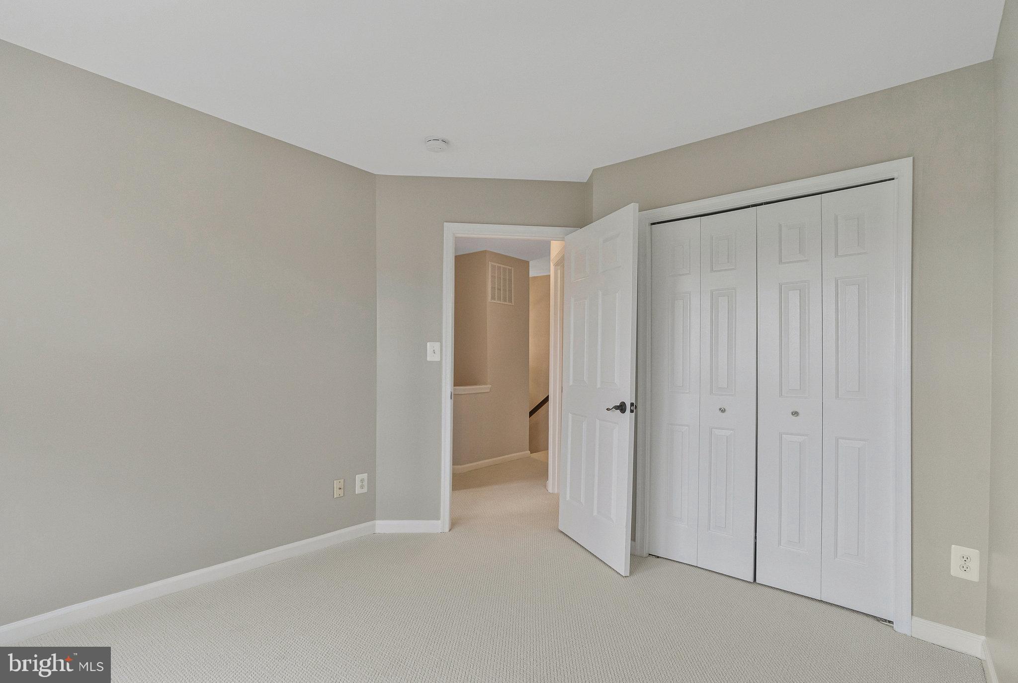 WELLESLEY - Residential