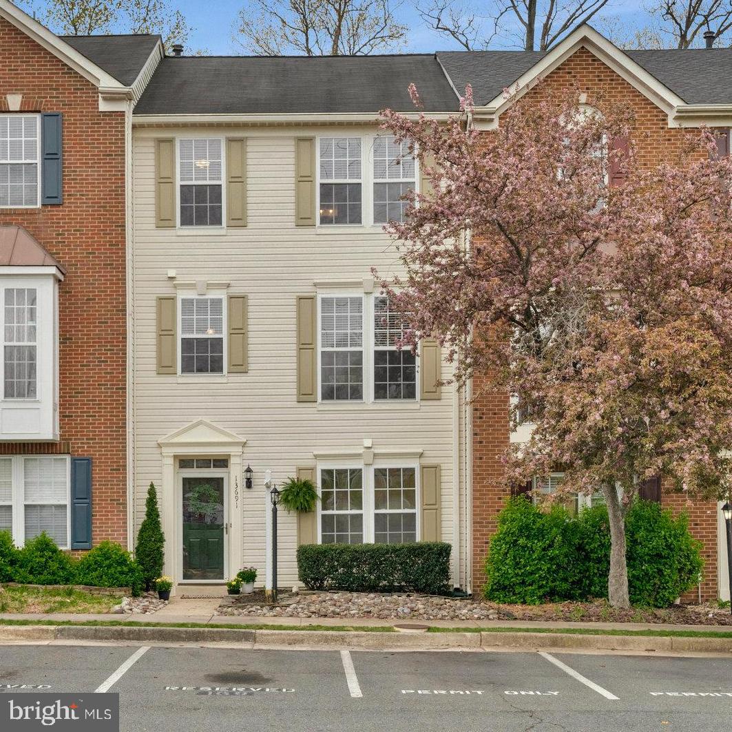 WELLESLEY - Residential