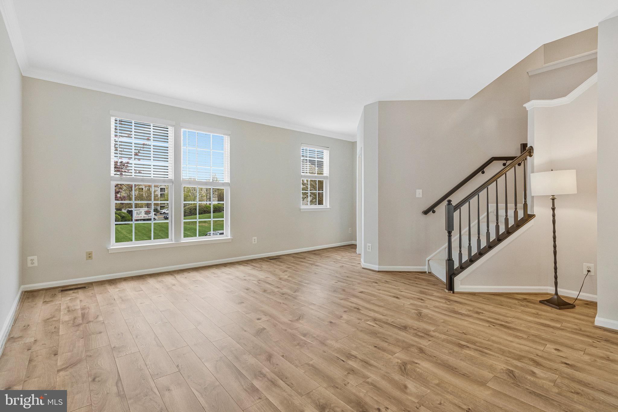 WELLESLEY - Residential