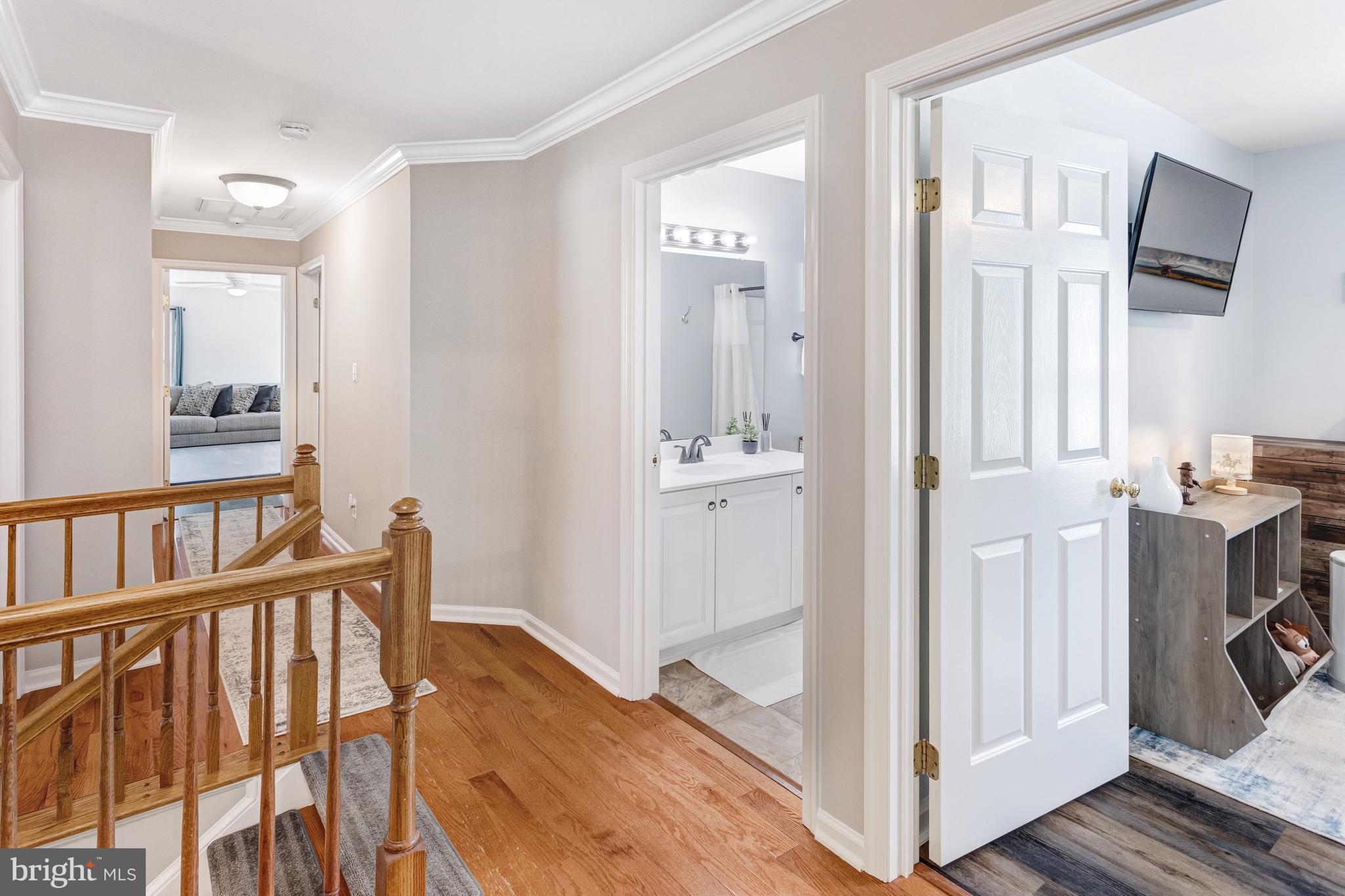 WAYSIDE VILLAGE - Residential