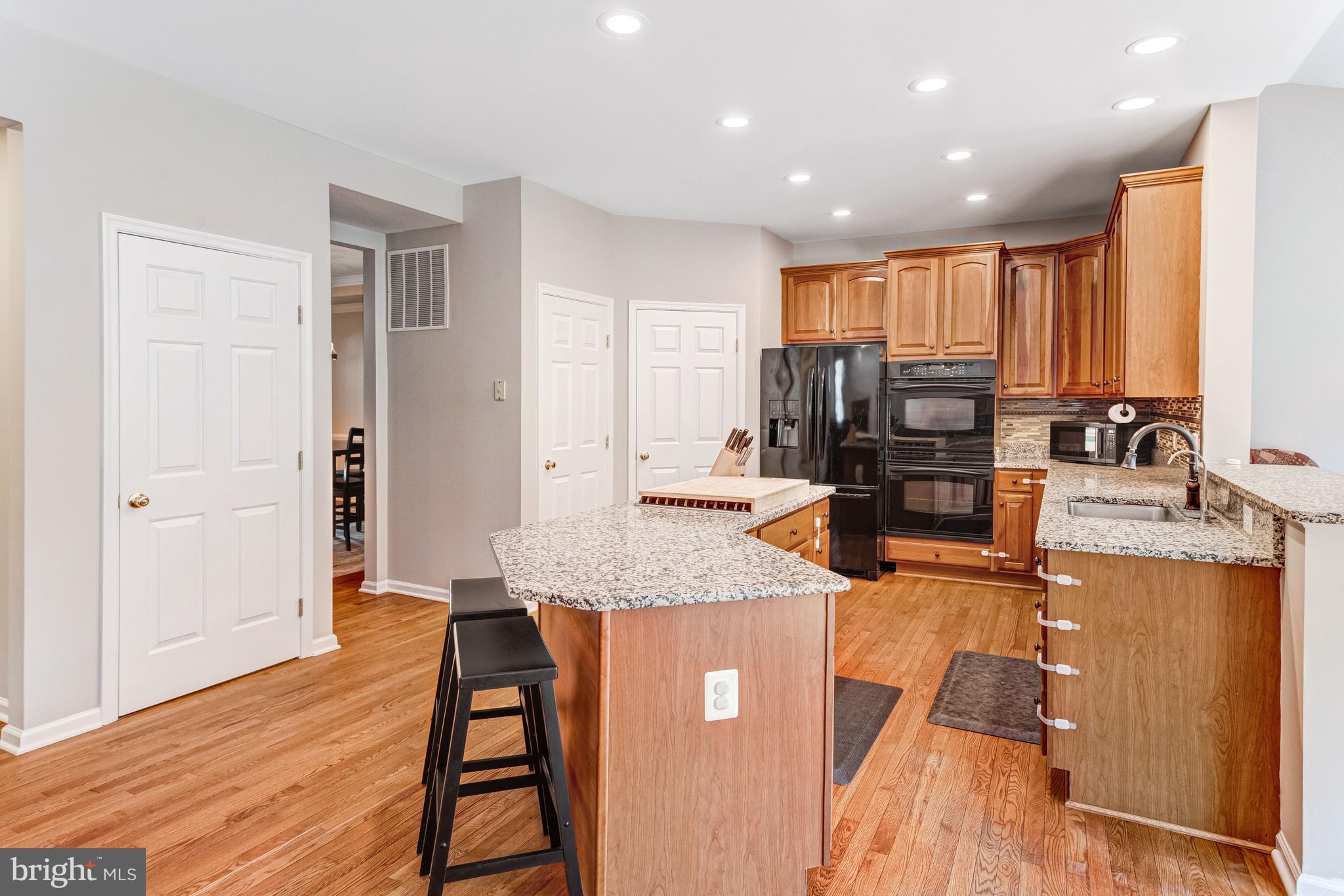 WAYSIDE VILLAGE - Residential