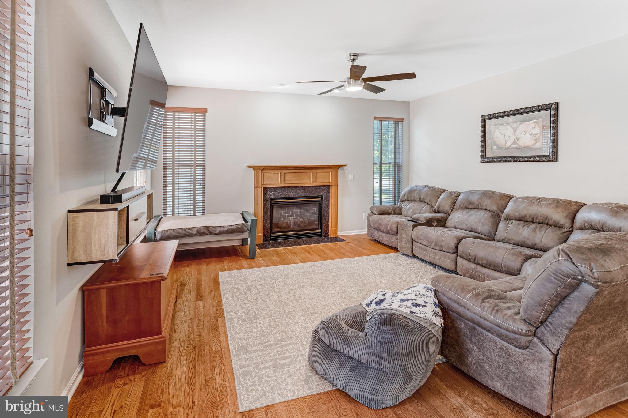 WAYSIDE VILLAGE - Residential