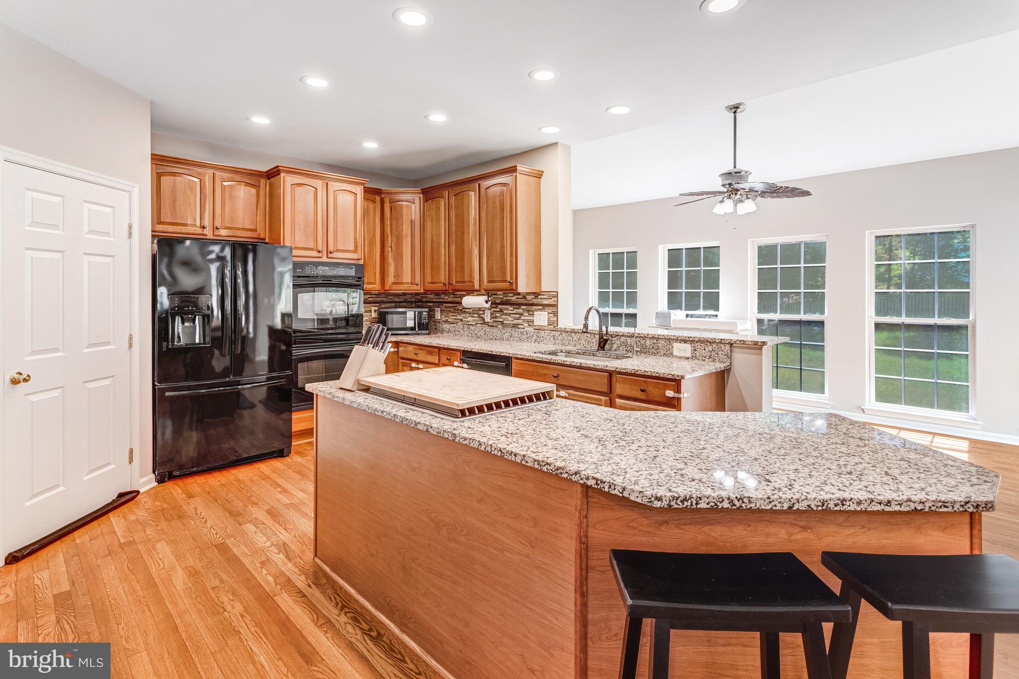 WAYSIDE VILLAGE - Residential