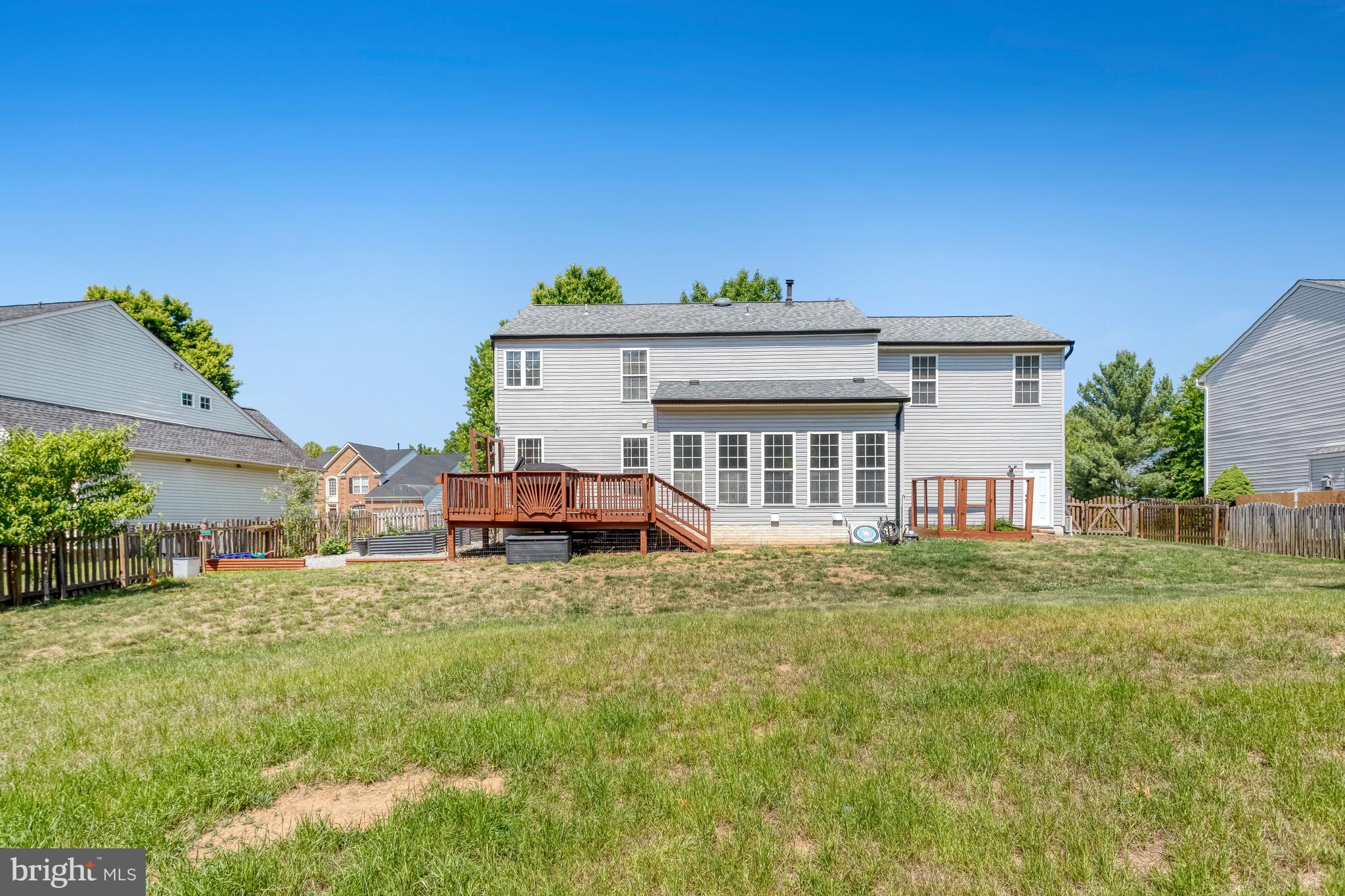 WAYSIDE VILLAGE - Residential